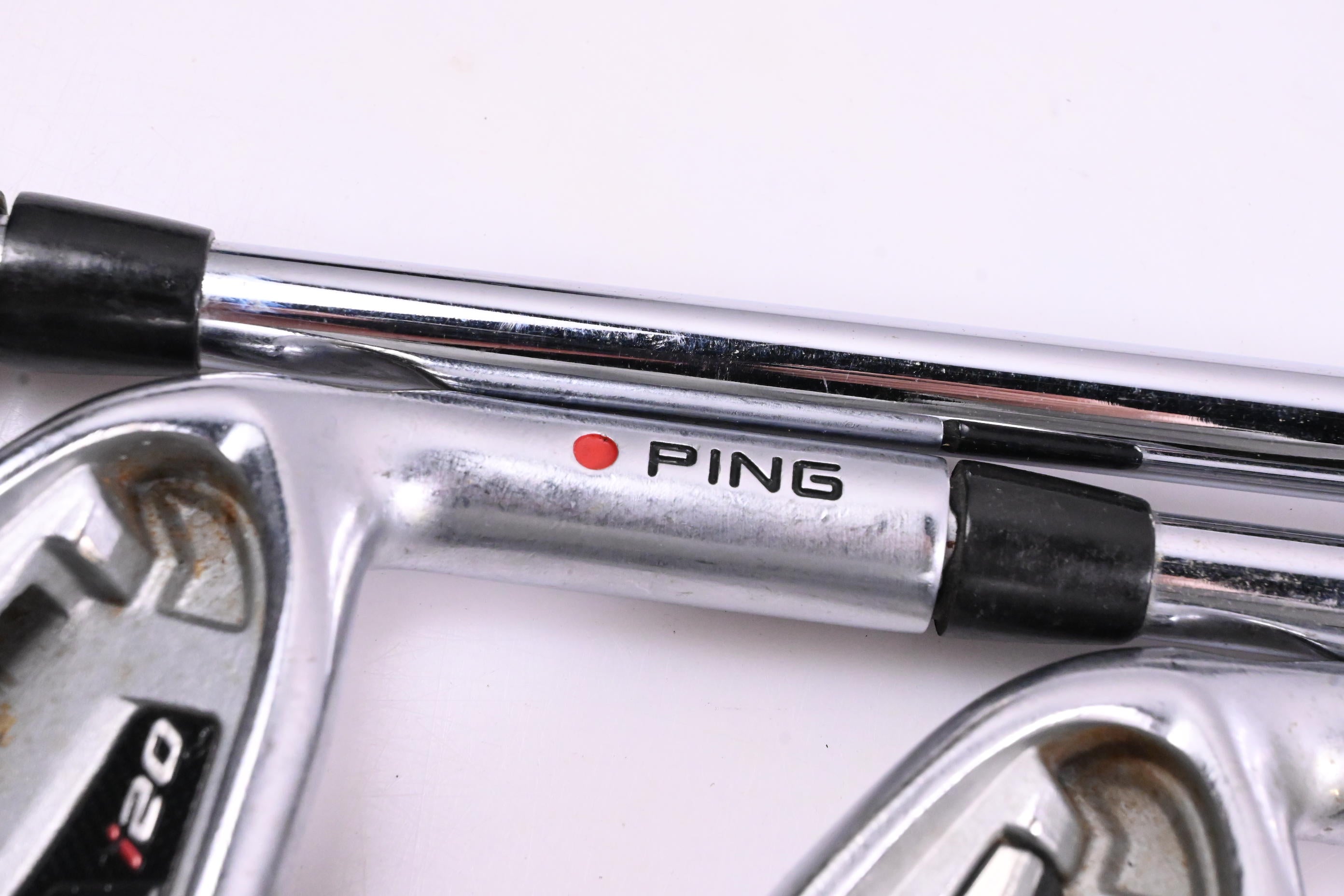Ping i20 Irons / 4-PW+GW / Red Dot / Regular Flex KBS Tour Shafts
