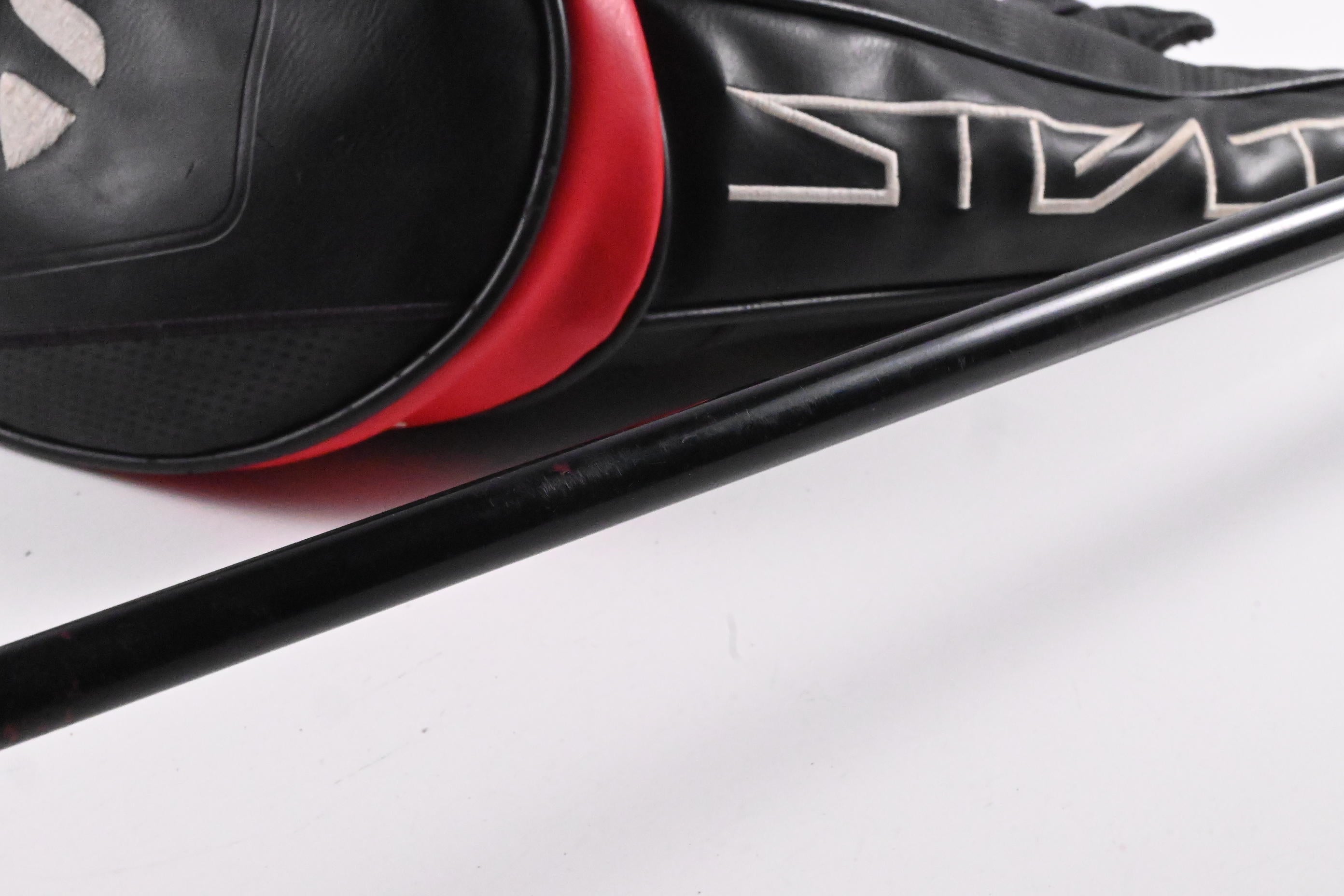 Left Hand Taylormade Stealth Plus Driver / 9 Degree / Stiff Flex HZRDUS Smoke 60