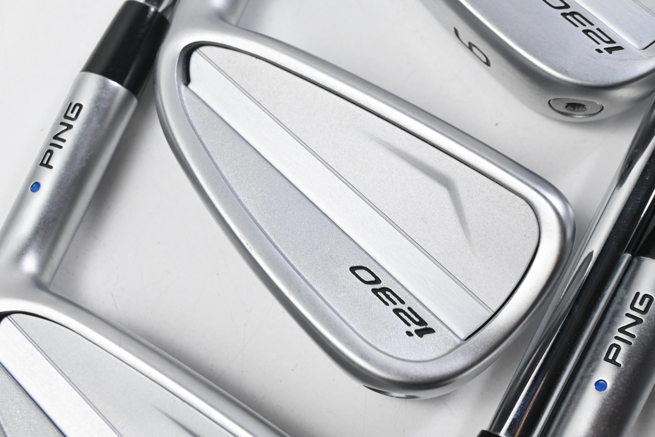 Ping i230 Irons / 4-PW / Blue Dot / Stiff Flex Dynamic Gold S300 115 Shafts