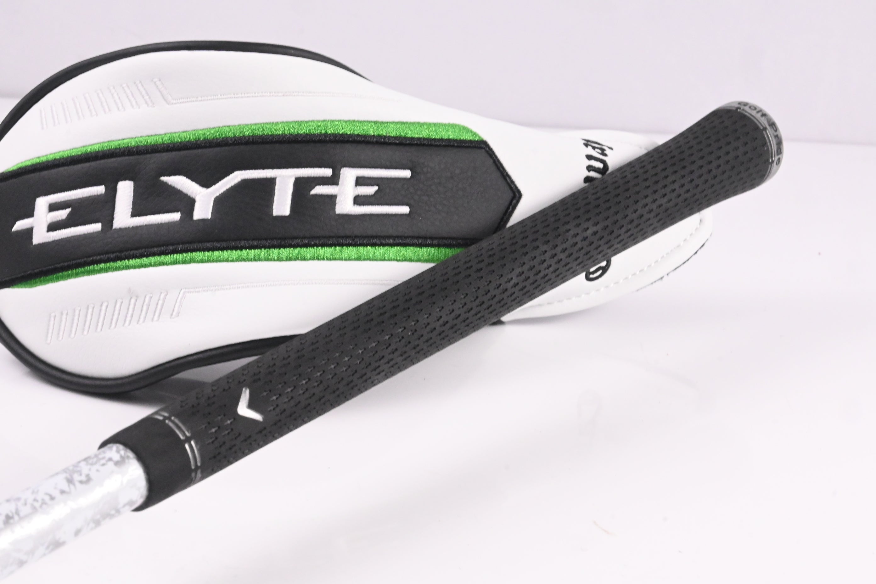 Callaway Elyte #4 Hybrid / 22 Degree / Regular Flex Denali Charcoal 60 Shaft