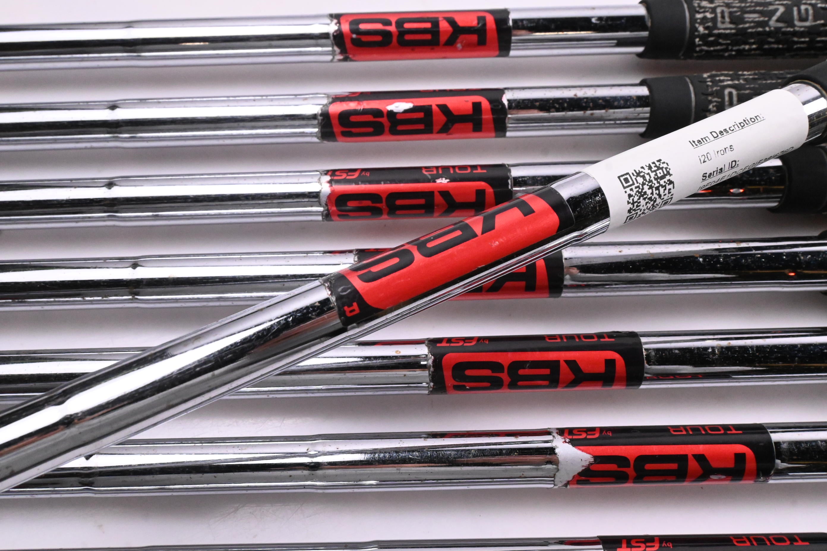 Ping i20 Irons / 4-PW+GW / Red Dot / Regular Flex KBS Tour Shafts