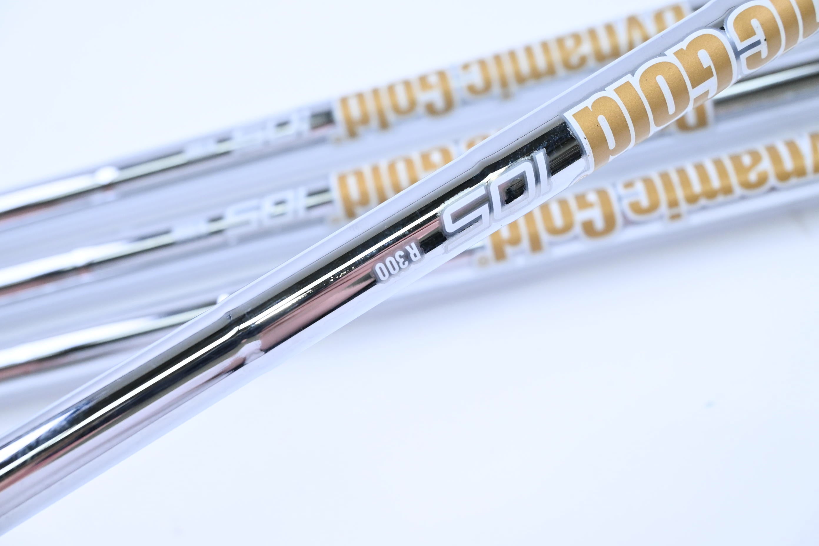 Ping G440 Irons / 7-PW / Red Dot / Regular Flex Dynamic Gold 105 R300 Shafts