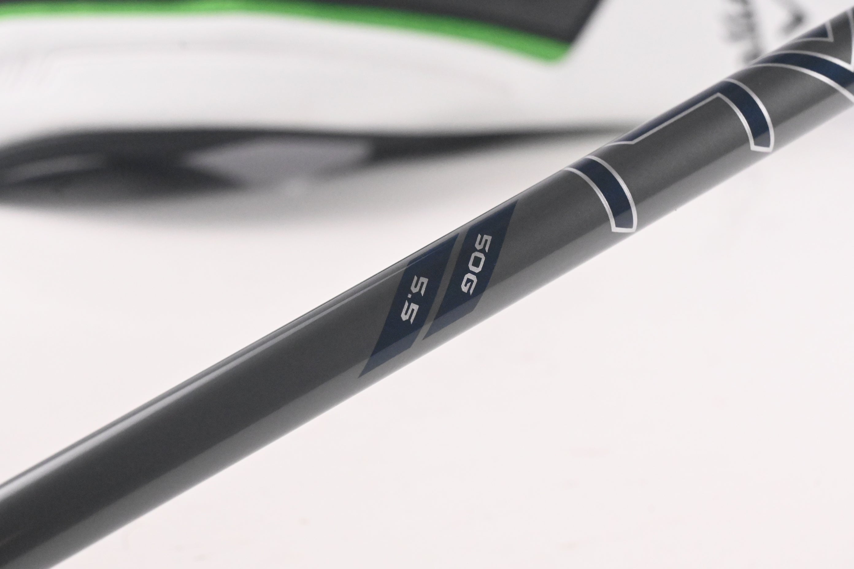 Callaway Elyte Driver / 10.5 Degree / Regular Flex Denali Charcoal 50 Shaft