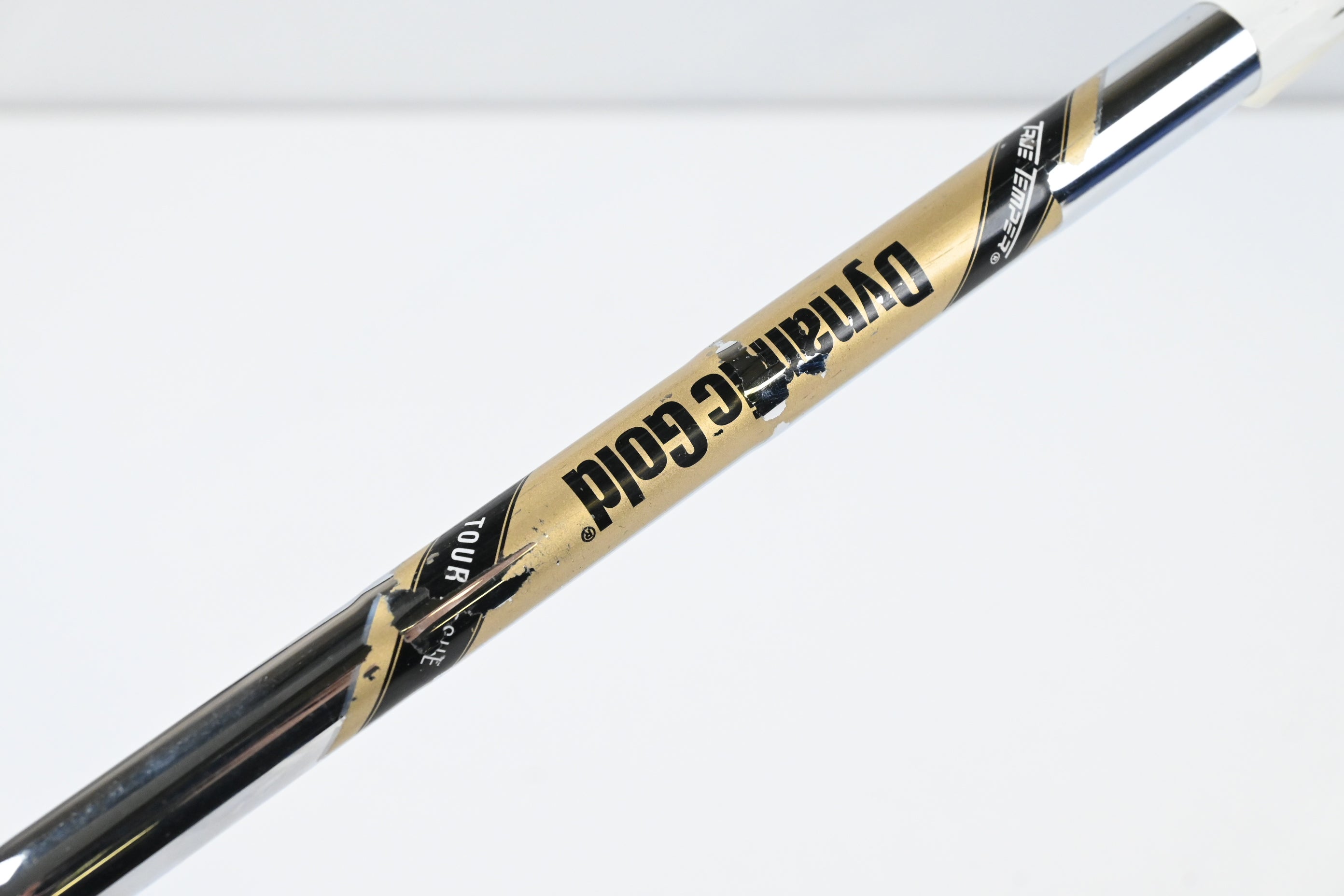 Wilson FG Tour V6 #4 Iron / 24 Degree / Regular Flex Dynamic Gold Shaft
