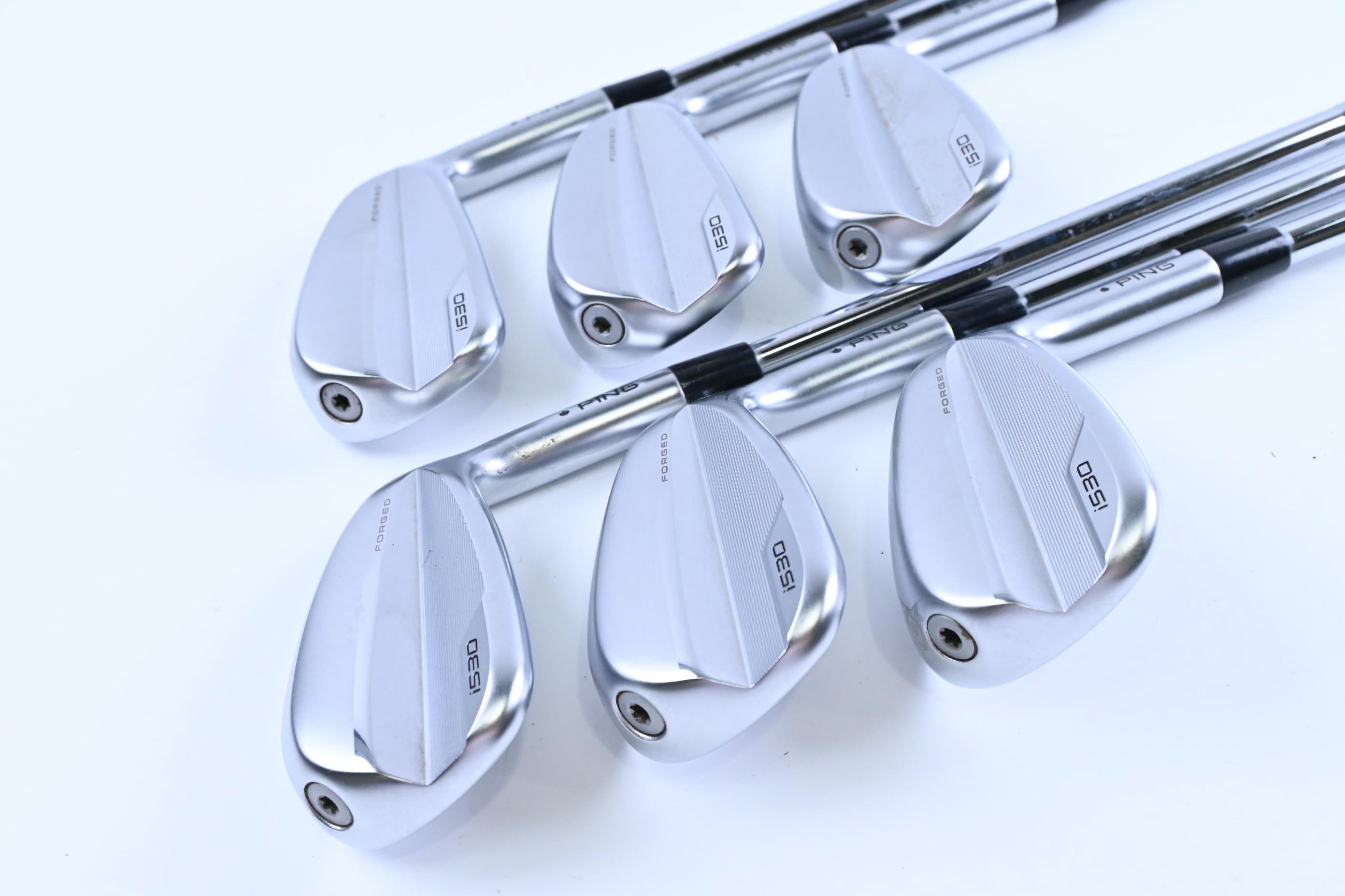Ping i530 Irons / 6-PW+UW / Black Dot / Stiff Flex Dynamic Gold 105 S300 Shafts