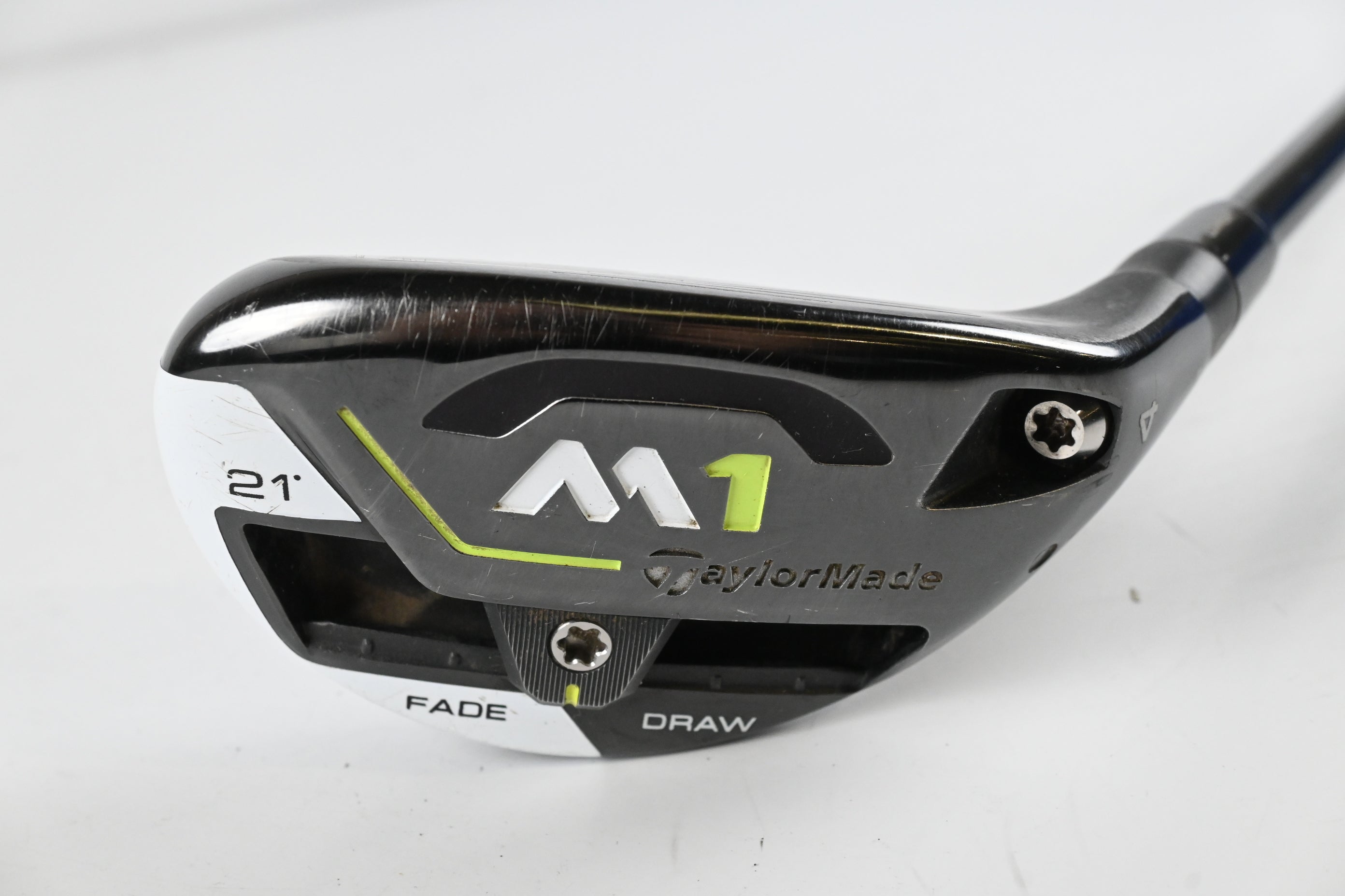 Taylormade M1 2017 #4 Hybrid / 21 Degree / Regular Flex Kuro Kage Silver 70