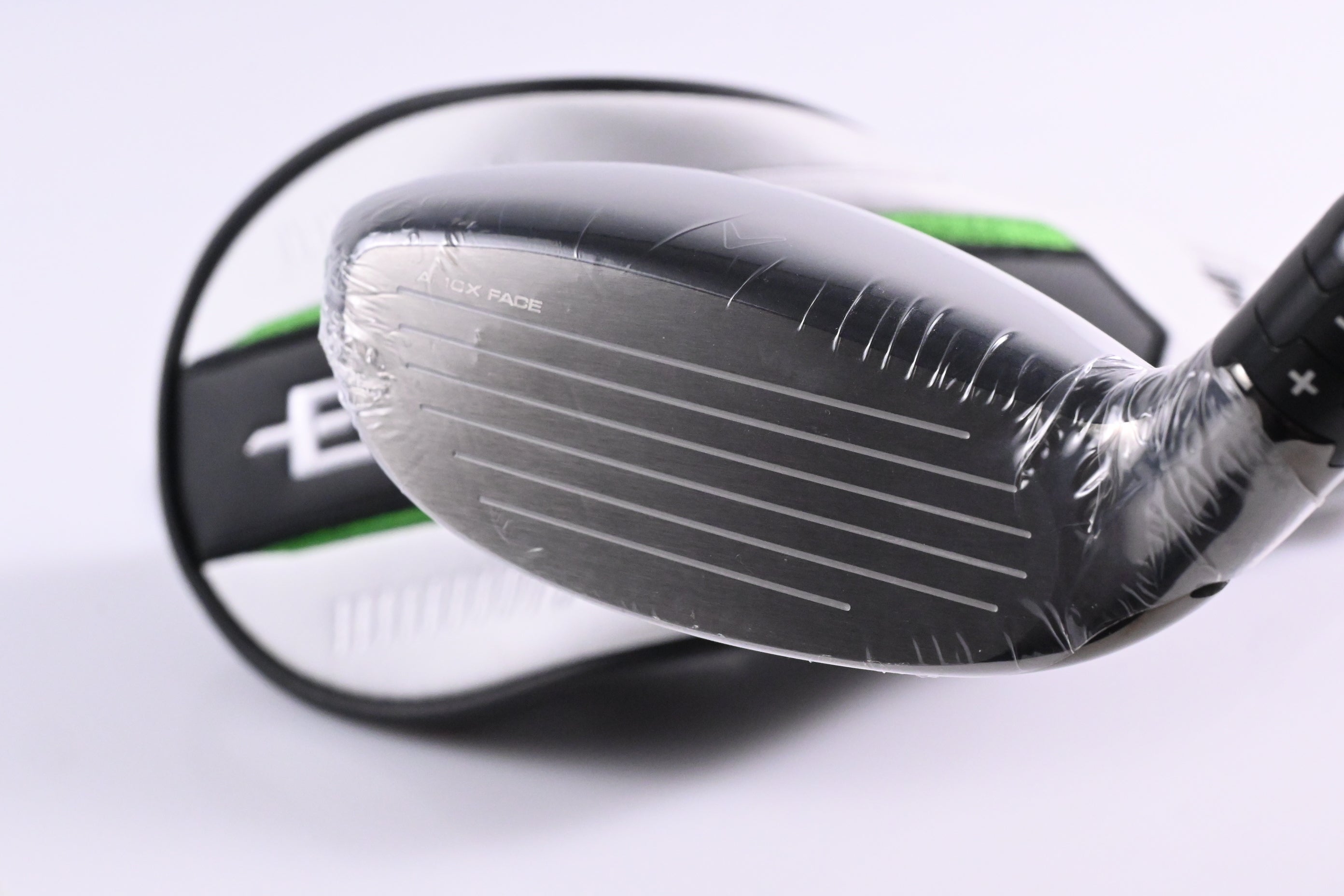 Callaway Elyte #4 Hybrid / 22 Degree / Regular Flex Denali Charcoal 60 Shaft