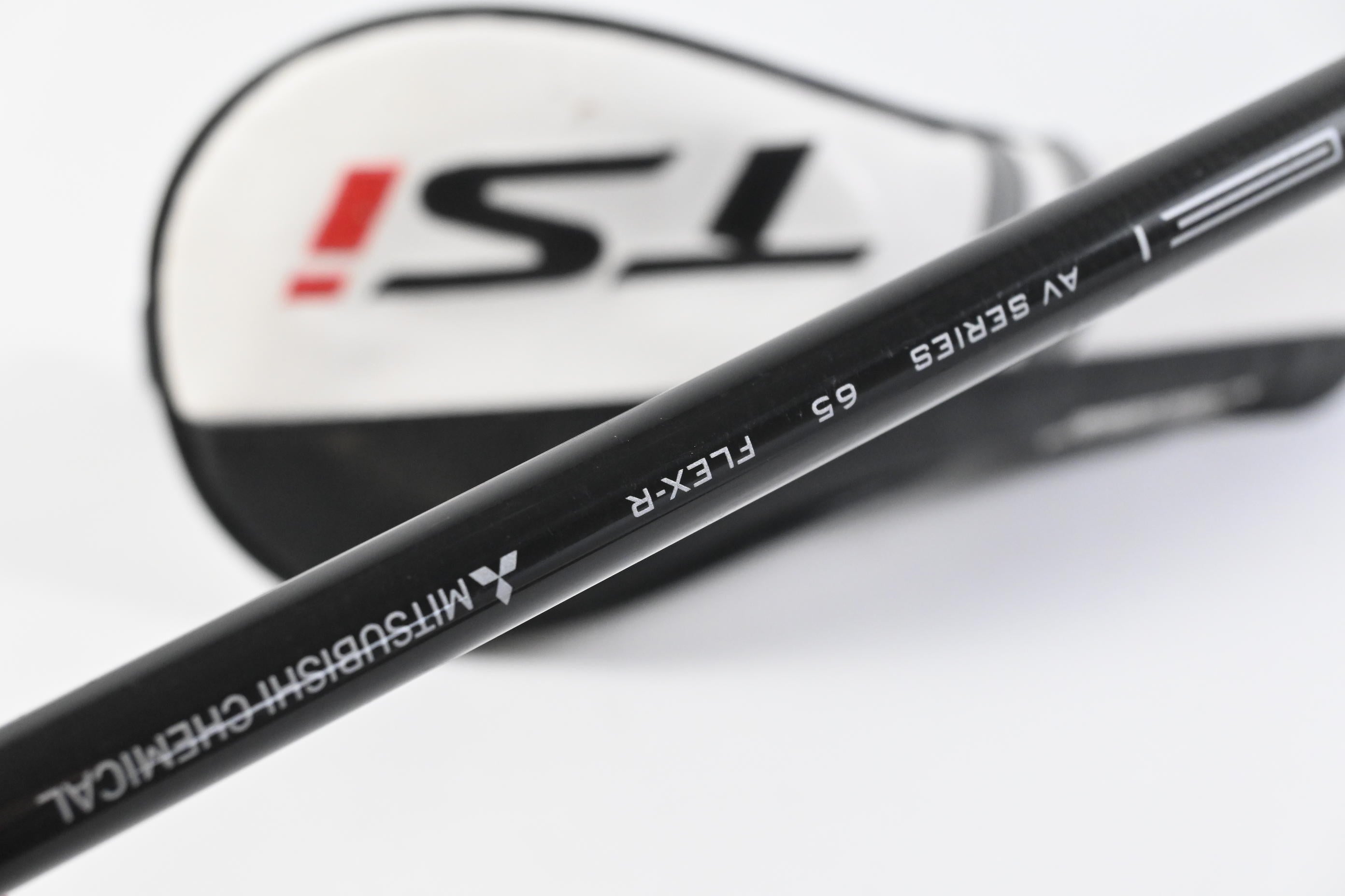 Left Hand Titleist TSi2 #3 Wood / 15 Degree / Regular Flex Tensei AV Raw Blue 65