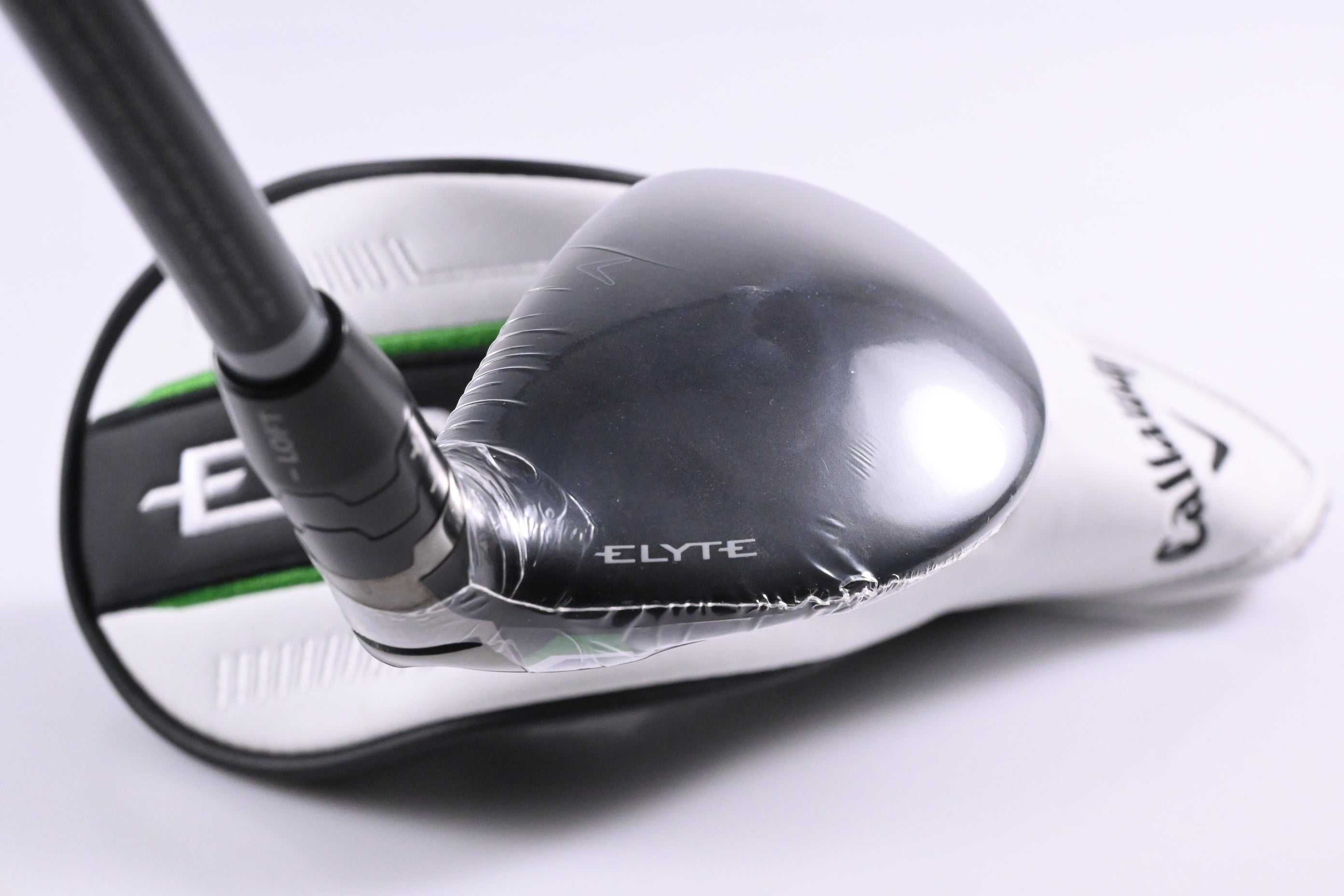 Callaway Elyte #4 Hybrid / 22 Degree / Regular Flex Denali Charcoal 60 Shaft