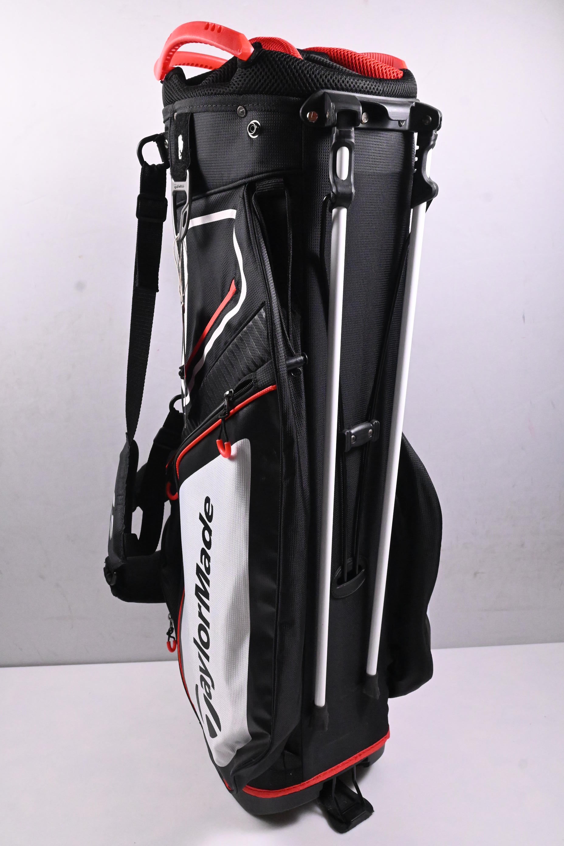 Taylormade Stand Bag / 5-Way Divider / Black, White, Red