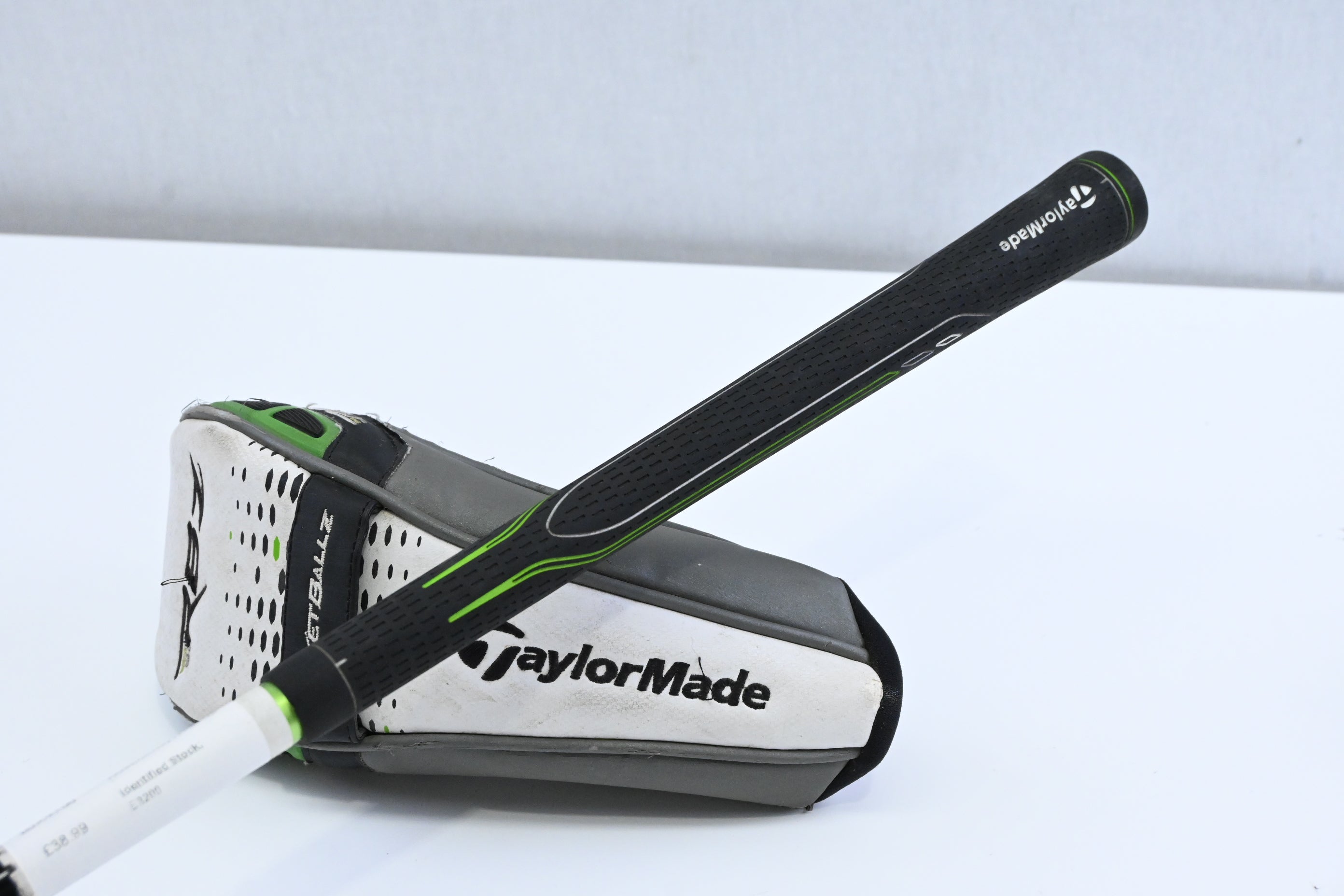 Taylormade RBZ #3 Hybrid / 19 Degree / Regular Flex Matrix Ozik Xcon-5 65 Shaft