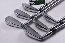 Load image into Gallery viewer, Mizuno JPX 850 Forged Irons / 5-PW / Regular Flex KBS Tour C-Taper Lite 105
