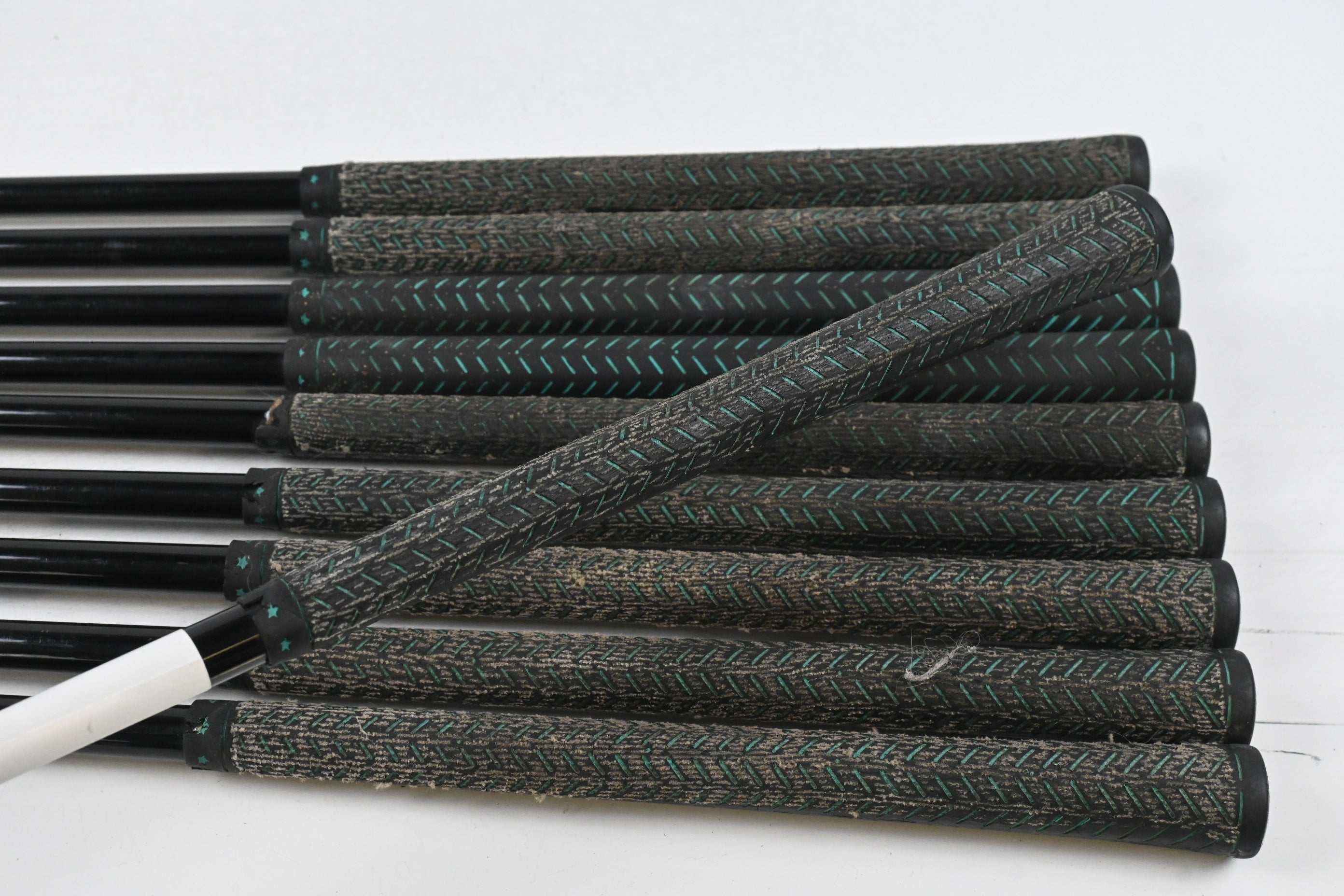 Petron GS Irons / 3-PW+SW / Regular Flex Petron Apollo Shafts