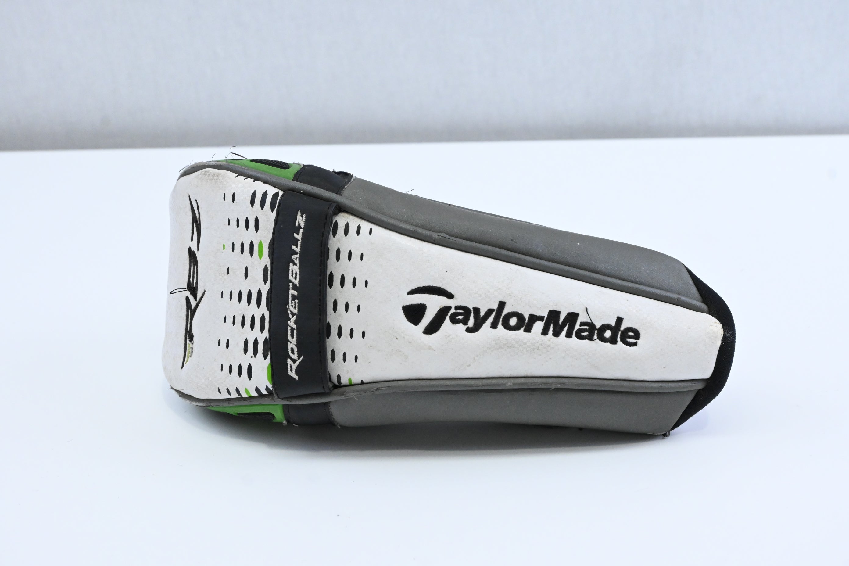 Taylormade RBZ #3 Hybrid / 19 Degree / Regular Flex Matrix Ozik Xcon-5 65 Shaft