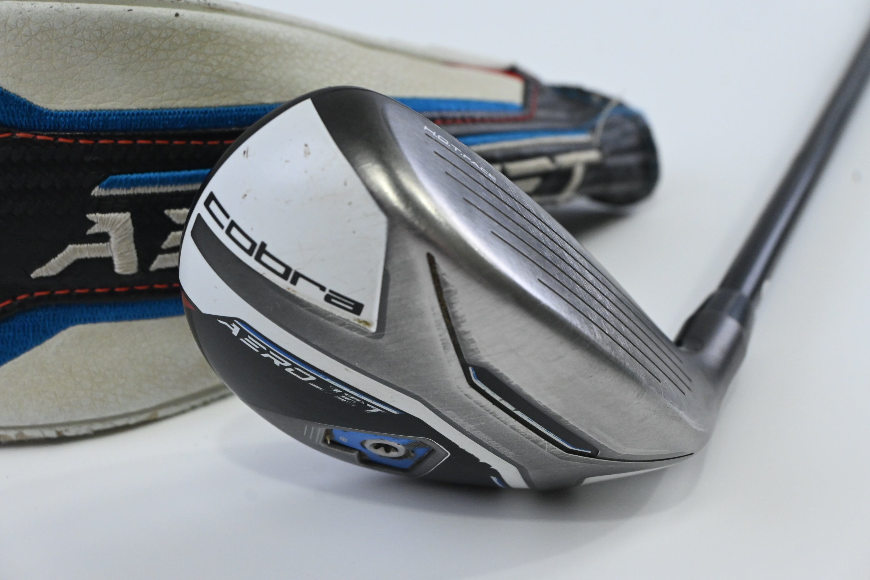 Cobra Aerojet #3 Hybrid / 19 Degree / Stiff Flex KBS PGI 85 Shaft