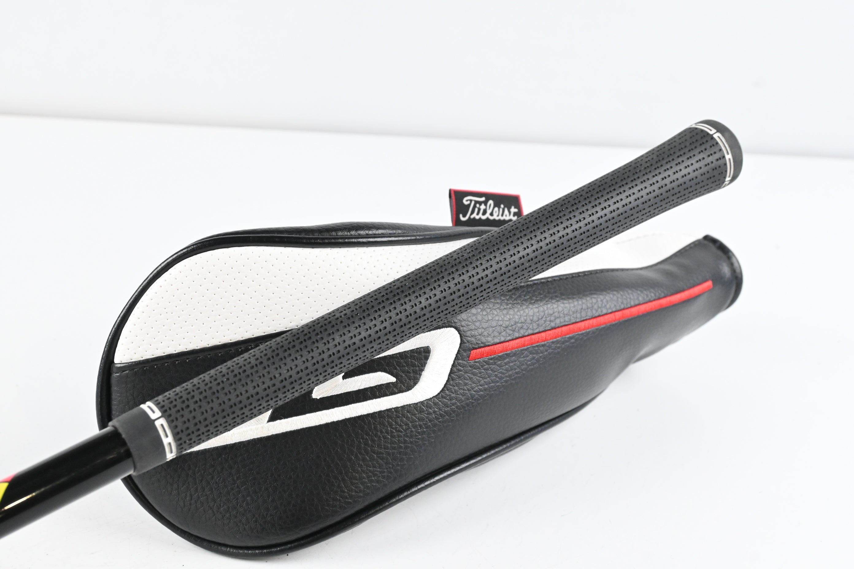 Titleist GT2 #3 Wood / 16.5 Degree / Regular Flex HZRDUS Smoke Black RDX 60