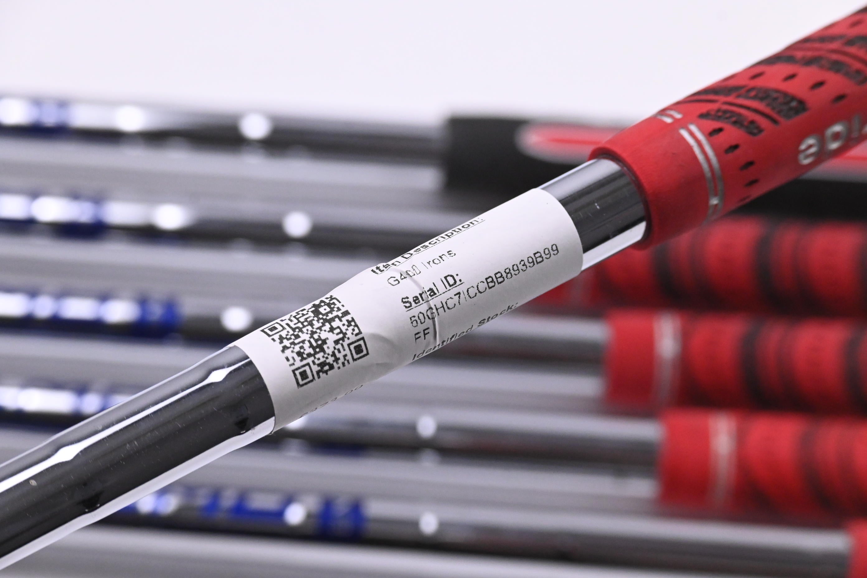 Ping G400 Irons / 5-PW / Black Dot / Regular Flex Ping AWT 2.0 Shafts