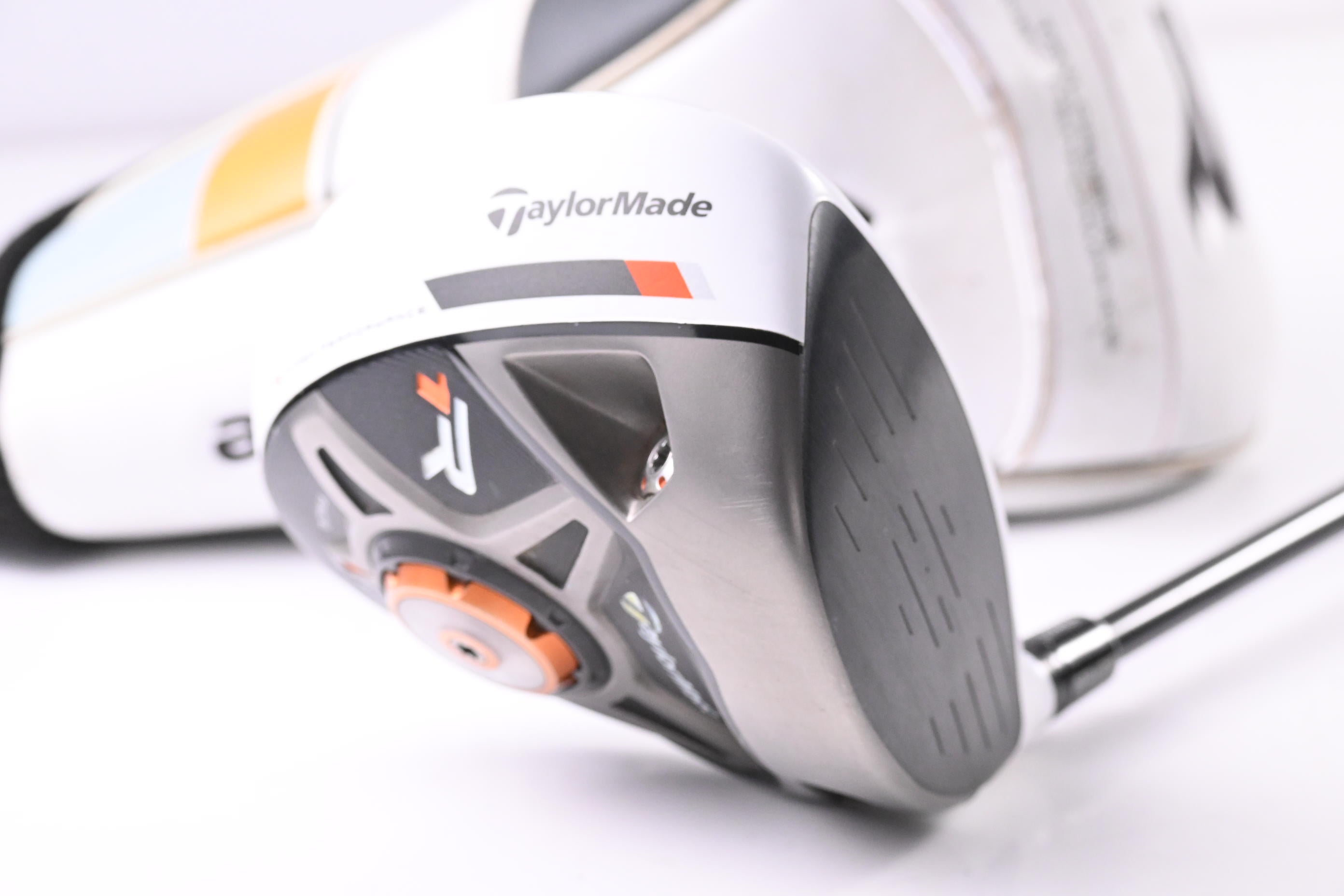 Taylormade R1 Driver / 10 Degree / Regular Flex Fujikura Pro Black 50 Shaft
