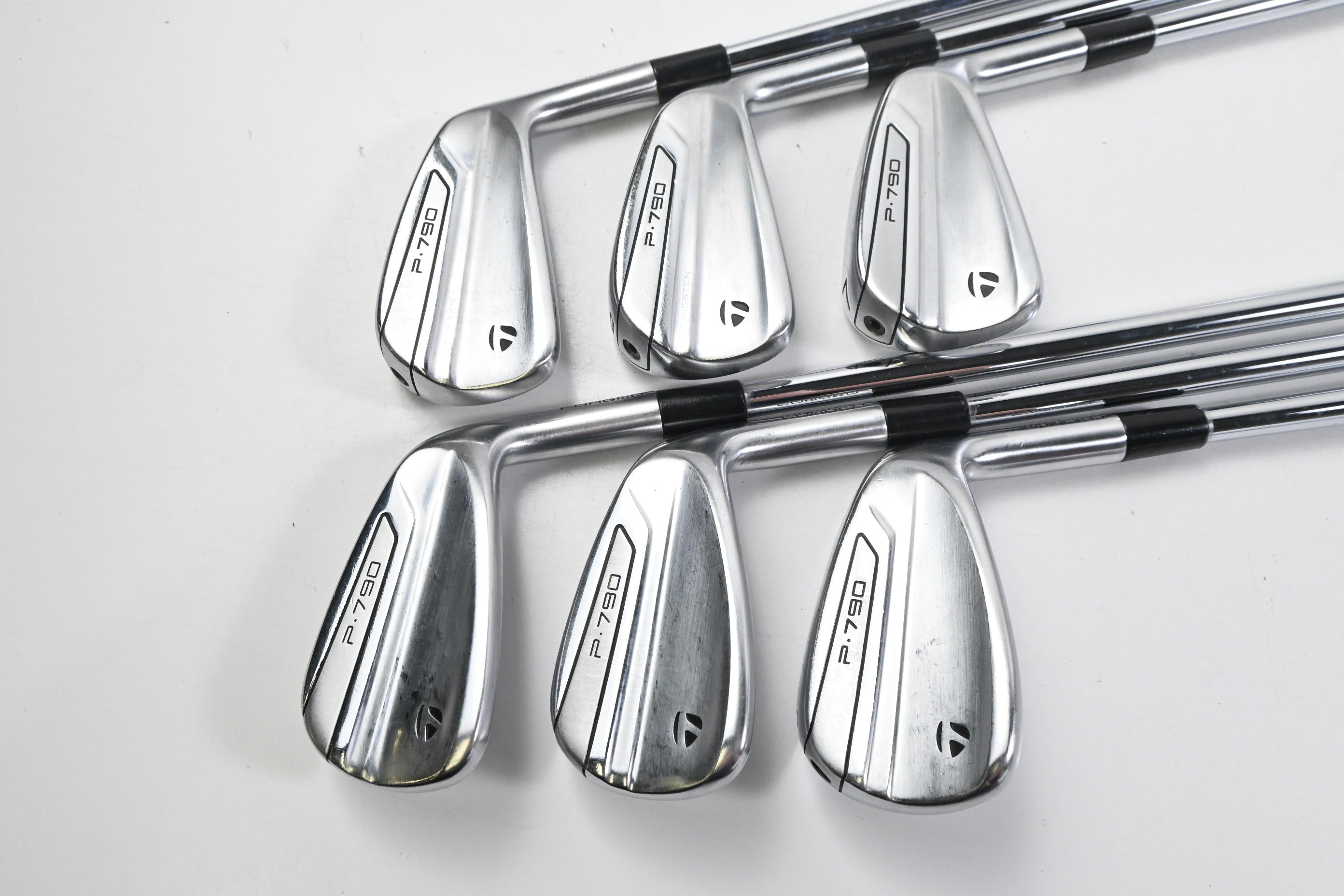 Taylormade P790 2019 Irons / 5-PW / Regular Flex Dynamic Gold 105 R300 Shafts