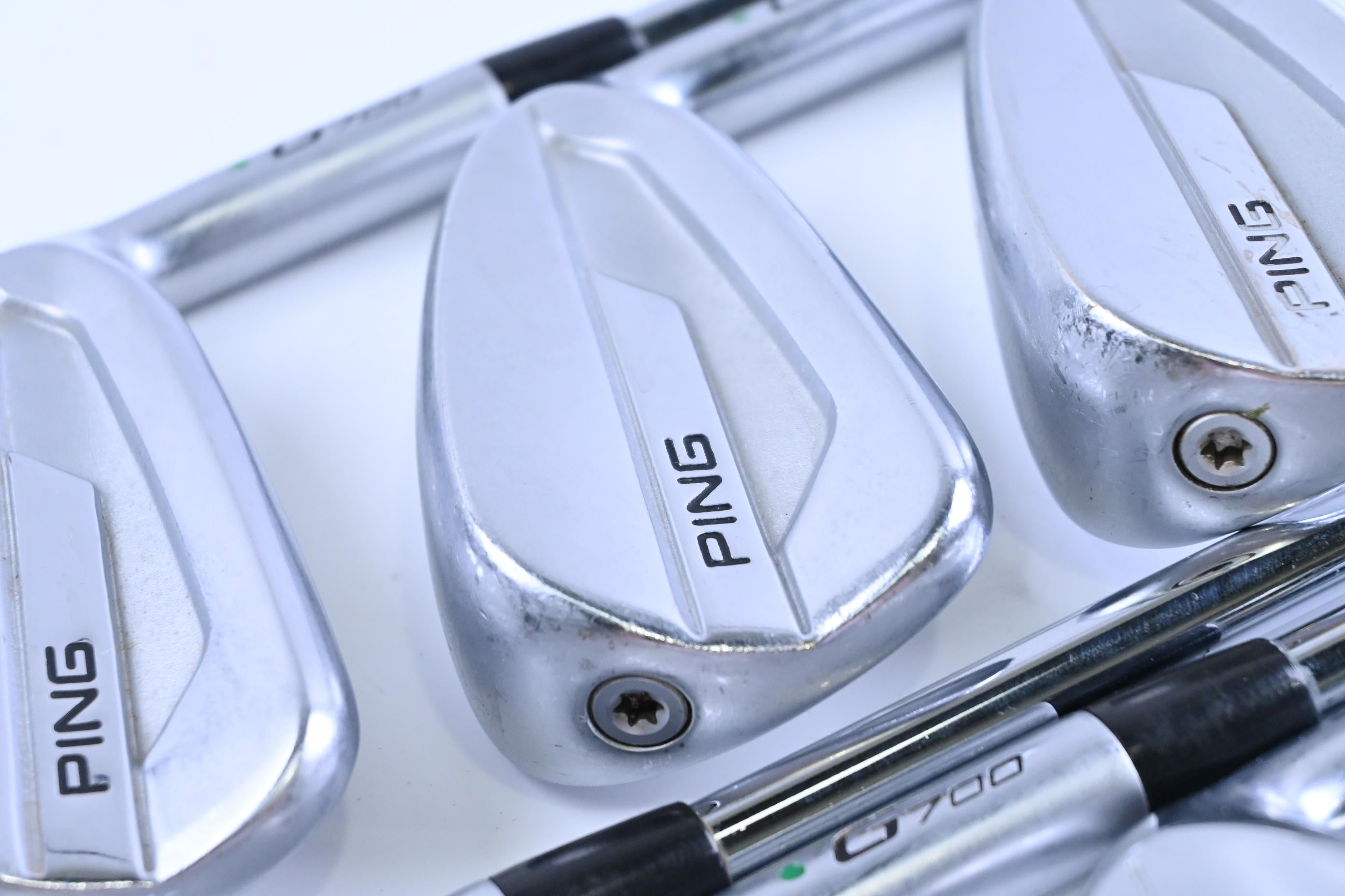 Ping G700 Irons / 5-PW+UW / Green Dot / Regular Flex Project X LZ 115 Shafts