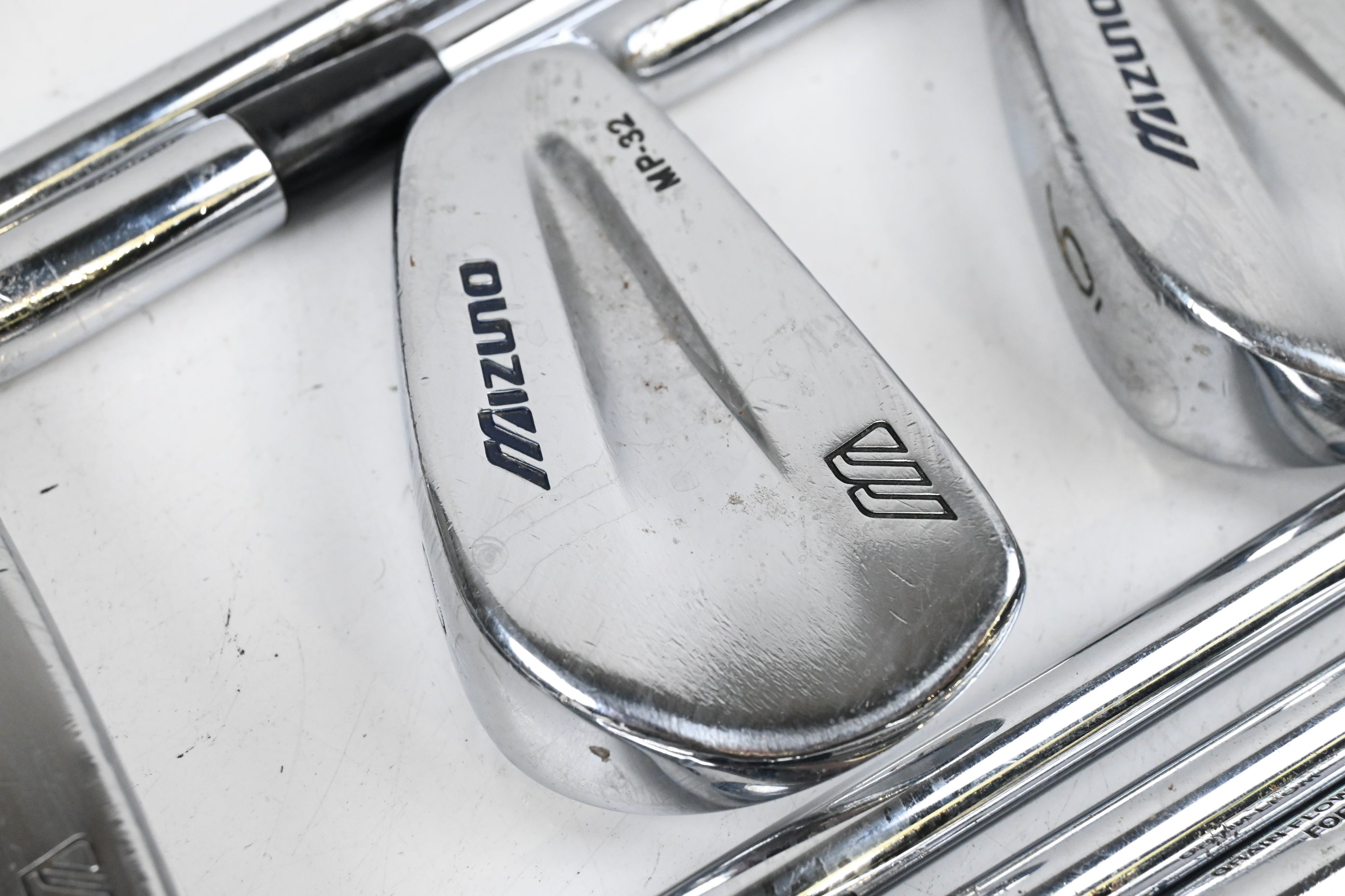 Mizuno MP-32 Irons / 3-PW / Stiff Flex Dynamic Gold S300 Shafts