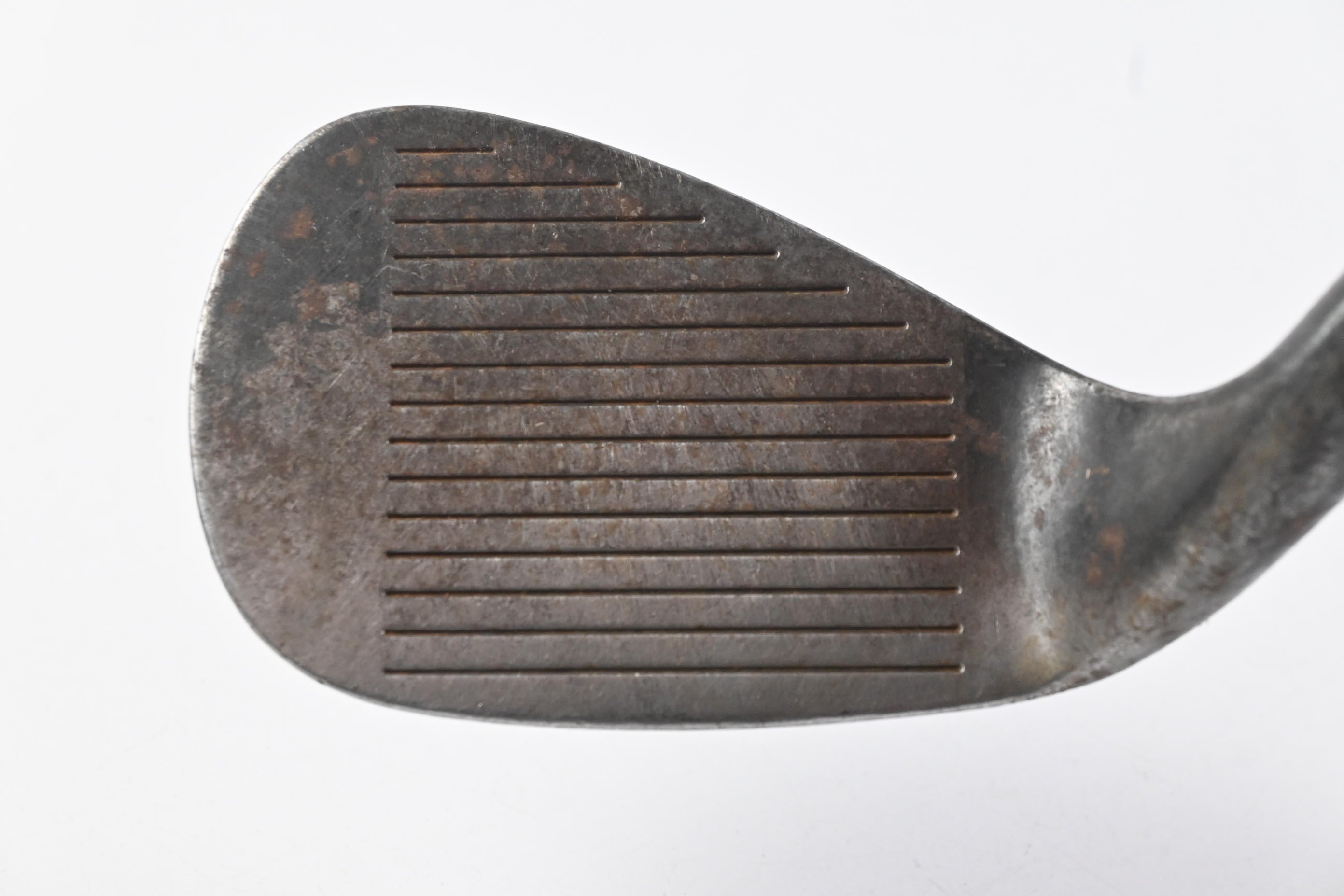 Yururi Tour Sand Wedge / 56 Degree / Stiff Flex Dynamic Gold S400 Steel Shaft