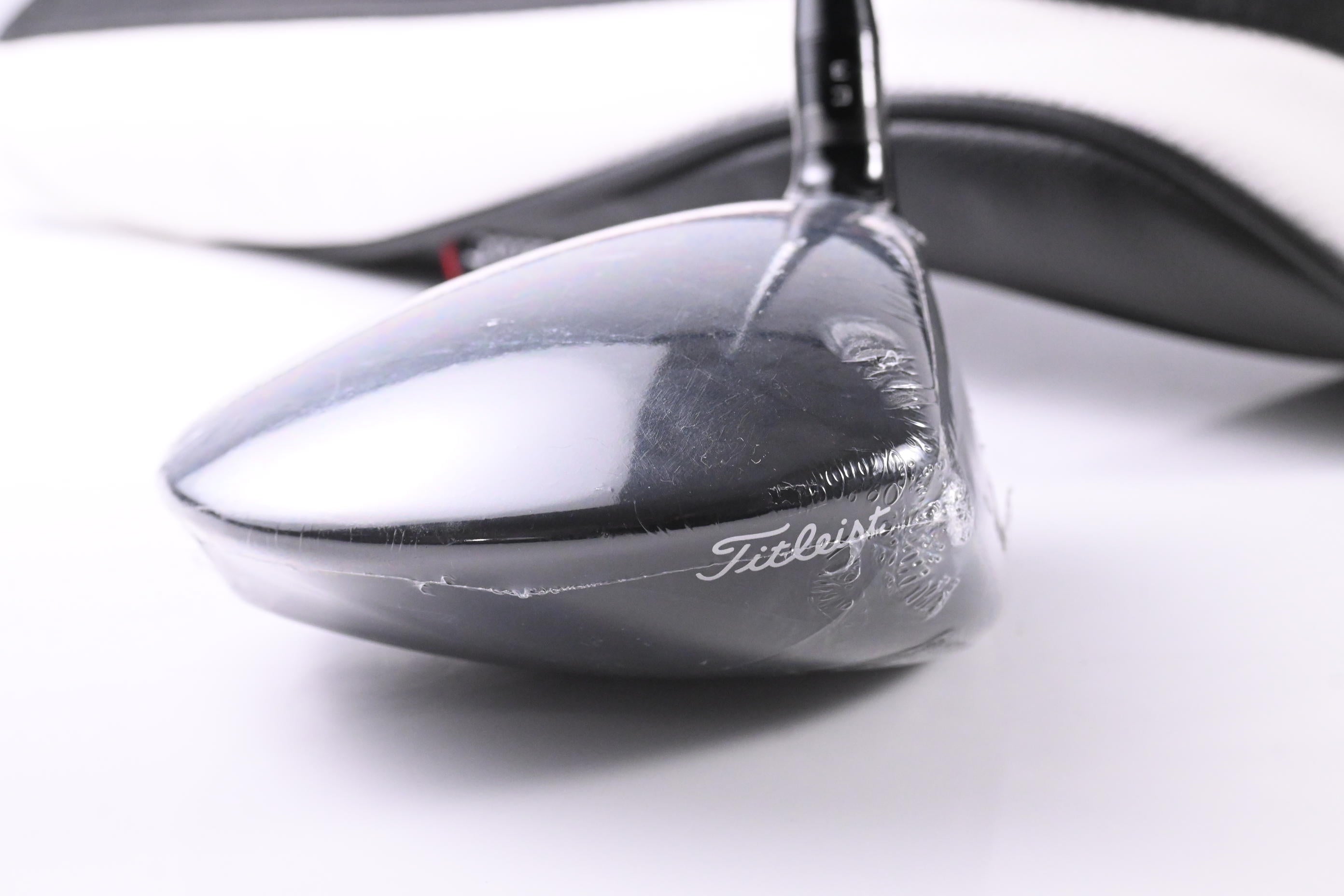 Titleist GT1 Driver / 12 Degree / Regular Flex Fujikura Air Speeder 40 Shaft