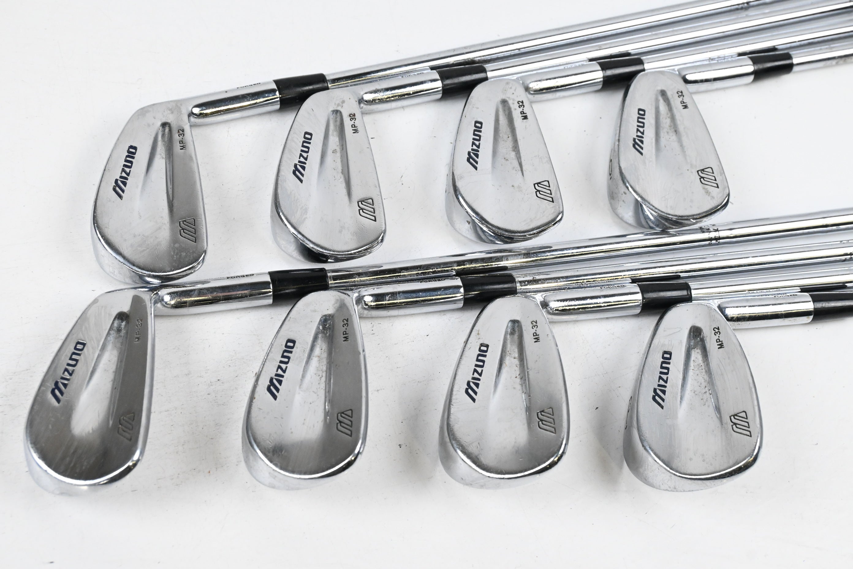 Mizuno MP-32 Irons / 3-PW / Stiff Flex Dynamic Gold S300 Shafts