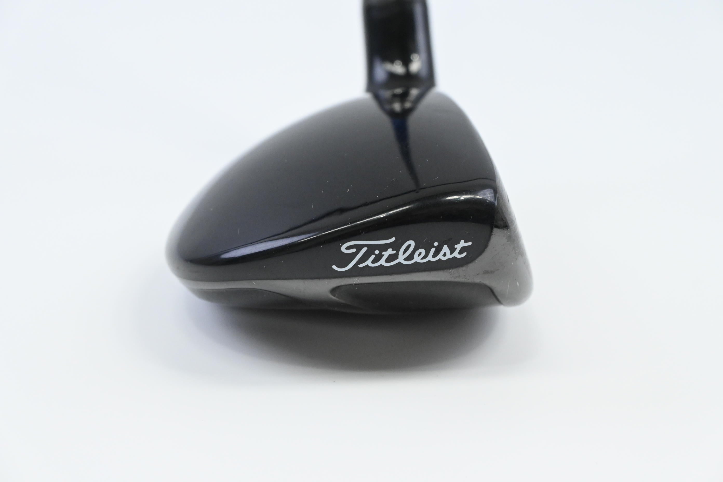 Titleist 910H #3 Hybrid / 19 Degree / X-Flex Project X HC1 95 Shaft