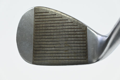 Taylormade Milled Grind 2 Gap Wedge / 52 Degree / Stiff Flex Dynamic Gold S200