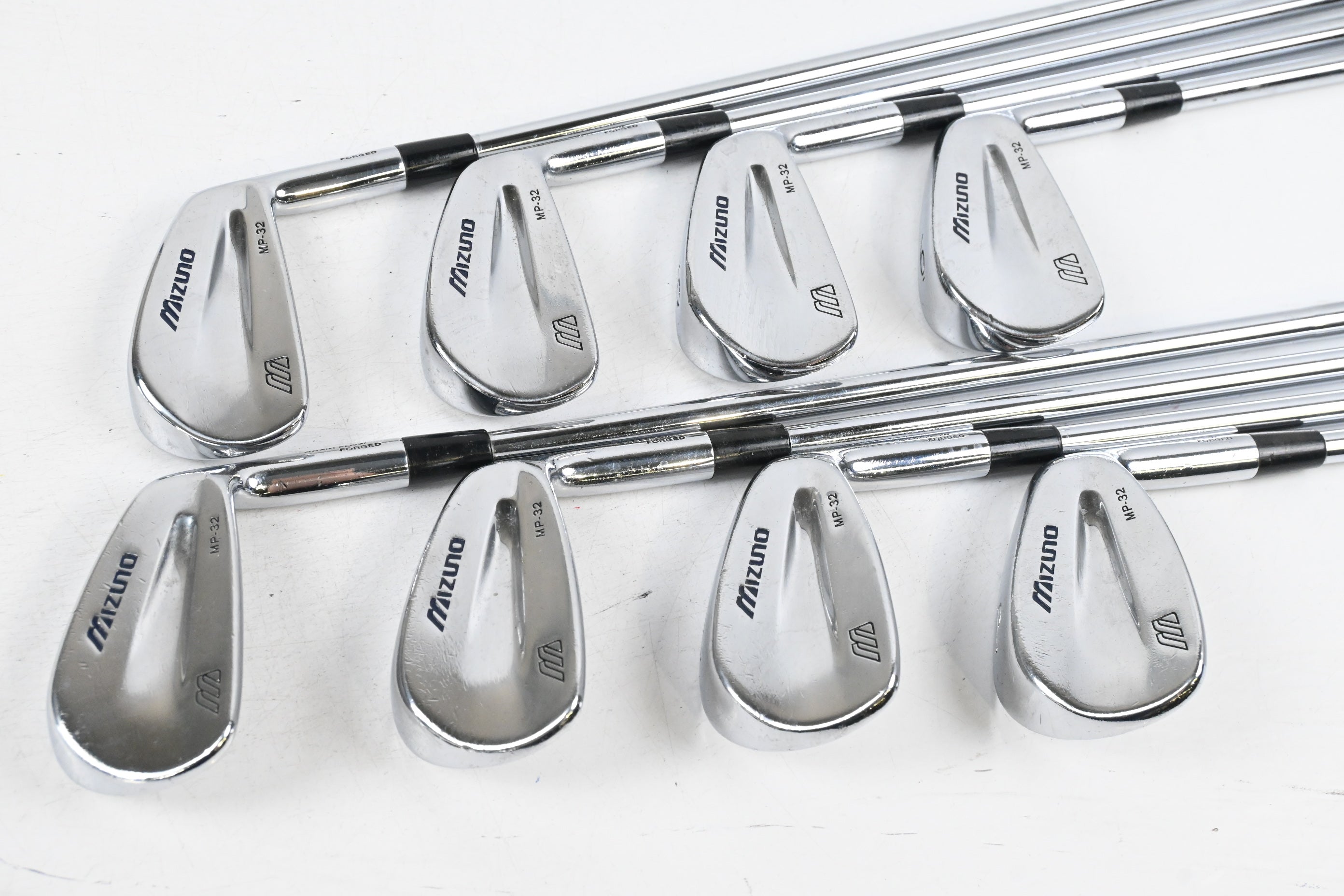 Mizuno MP-32 Irons / 3-PW / Regular Flex Dynamic Gold R300 Shafts