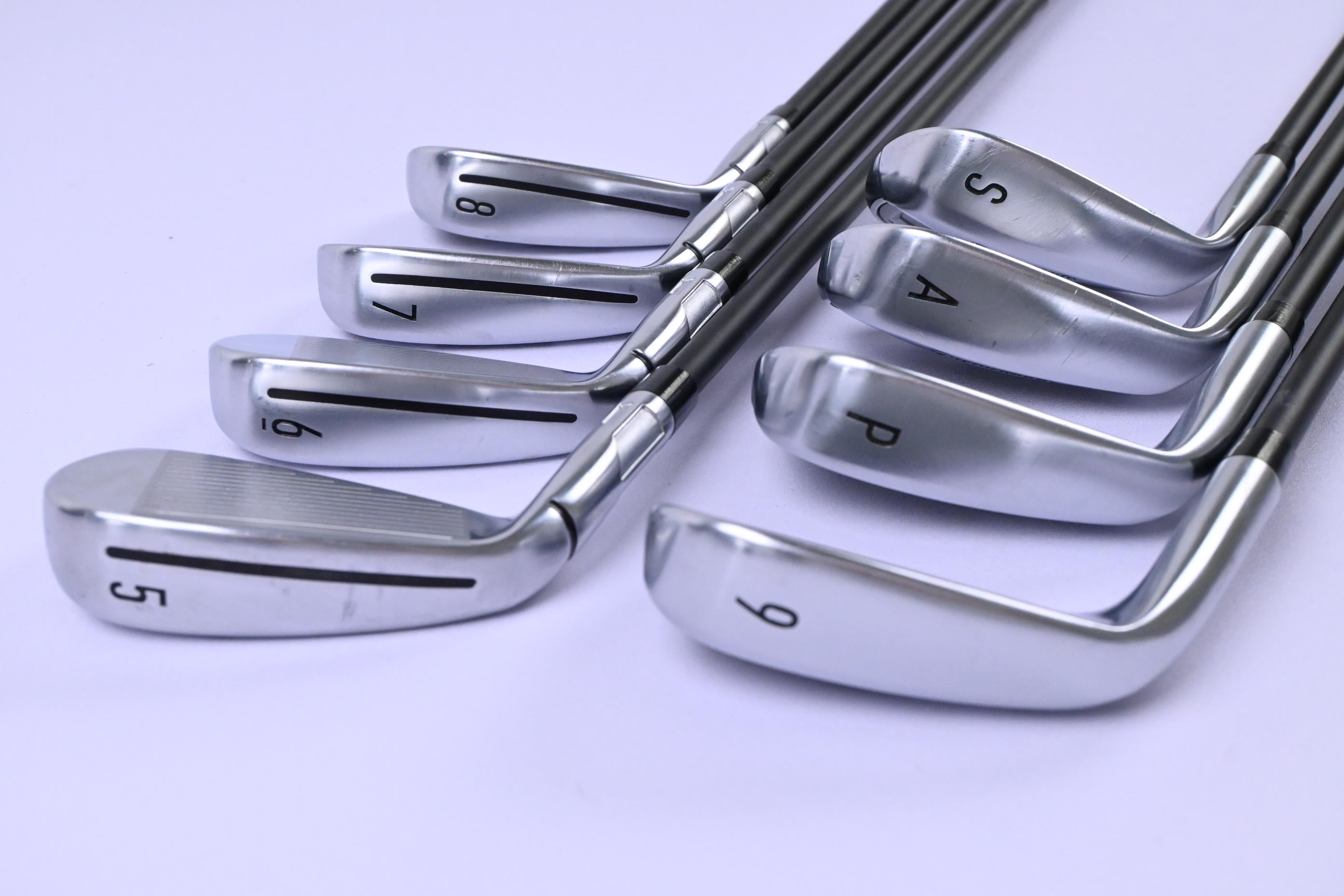 Taylormade Qi Max Irons / 5-PW+GW+SW / Stiff Flex KBS REAX 75 Shafts