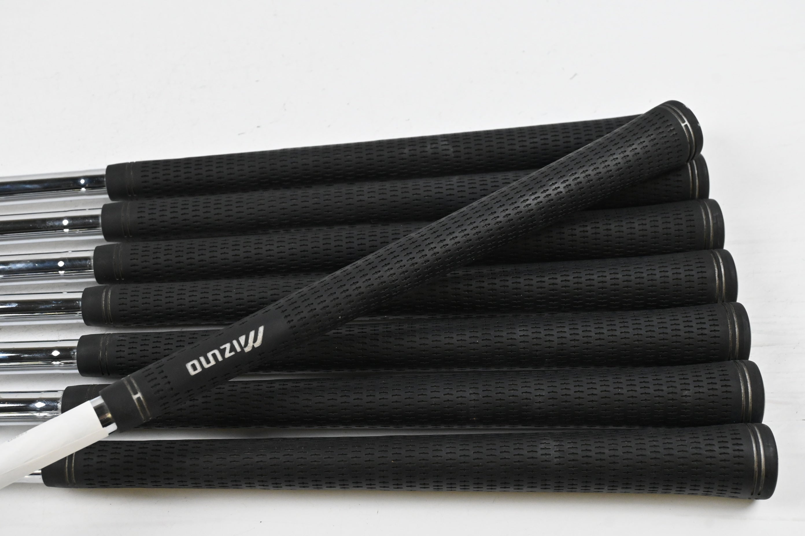 Mizuno MP-32 Irons / 3-PW / Stiff Flex Dynamic Gold S300 Shafts