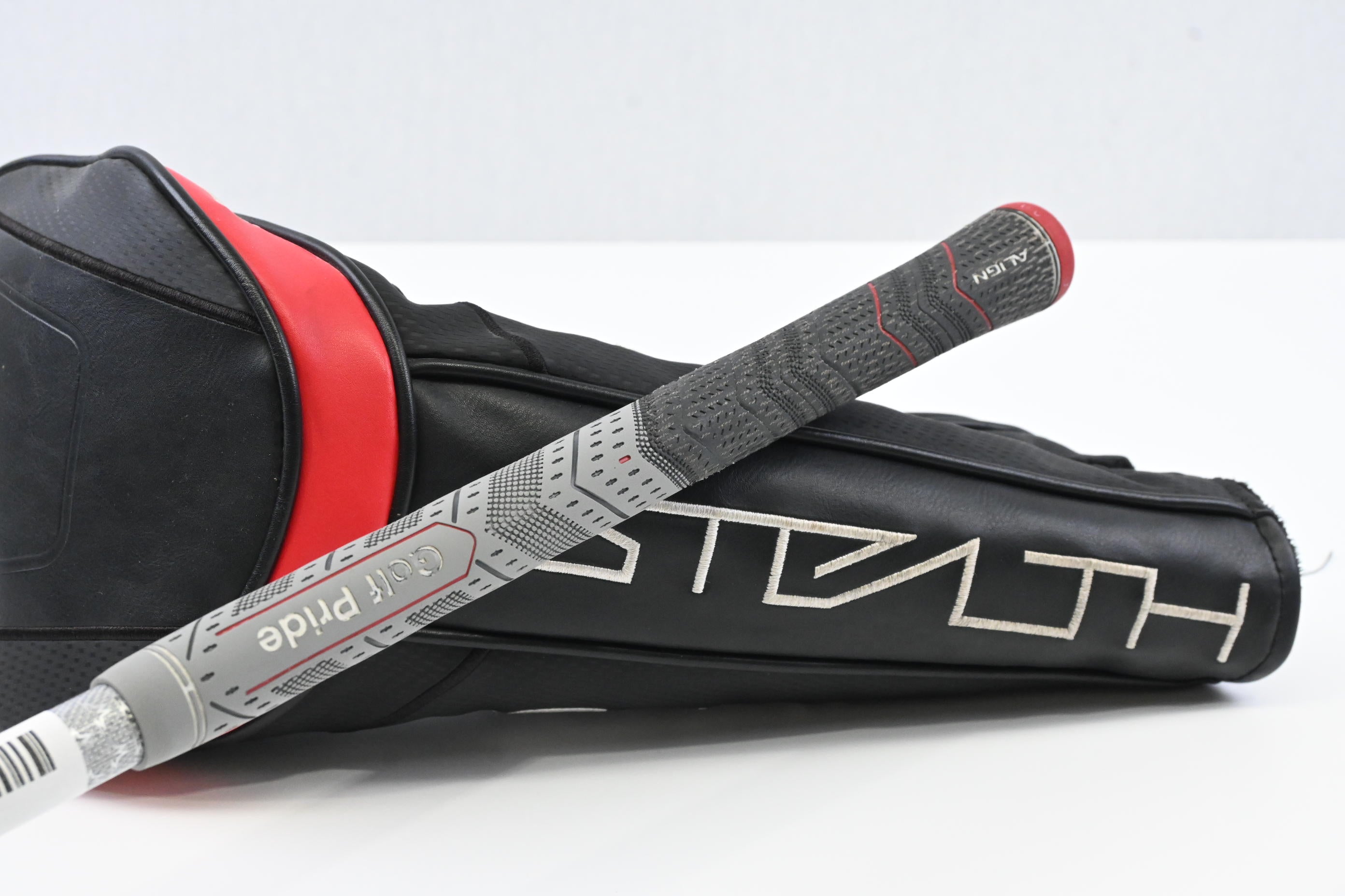 Taylormade Stealth Plus Driver / 9 Degree / X-Flex Tensei AV Raw White 65