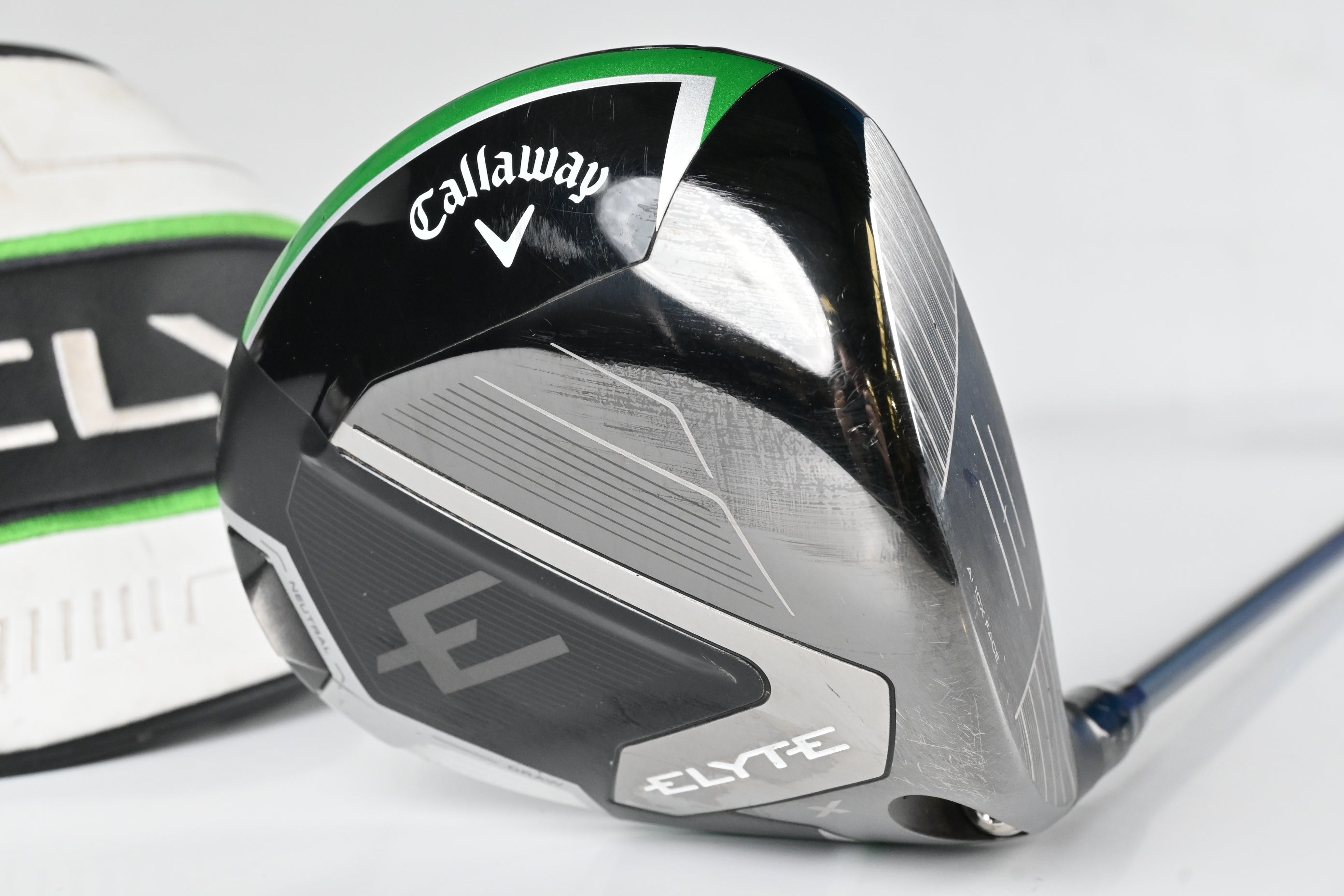 Callaway Elyte X Driver / 10.5 Degree / Regular Flex Denali Charcoal 50 Shaft
