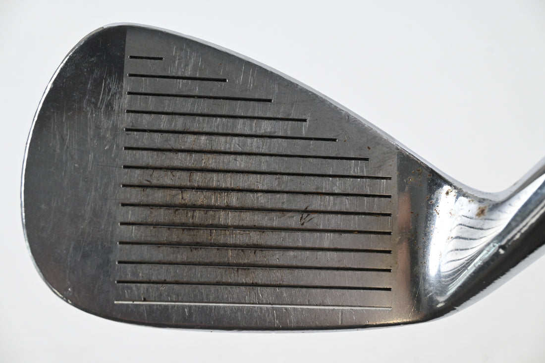 Mizuno TP-11 Pitching Wedge / 49 Degree / Regular Flex Dynamic Gold Shaft