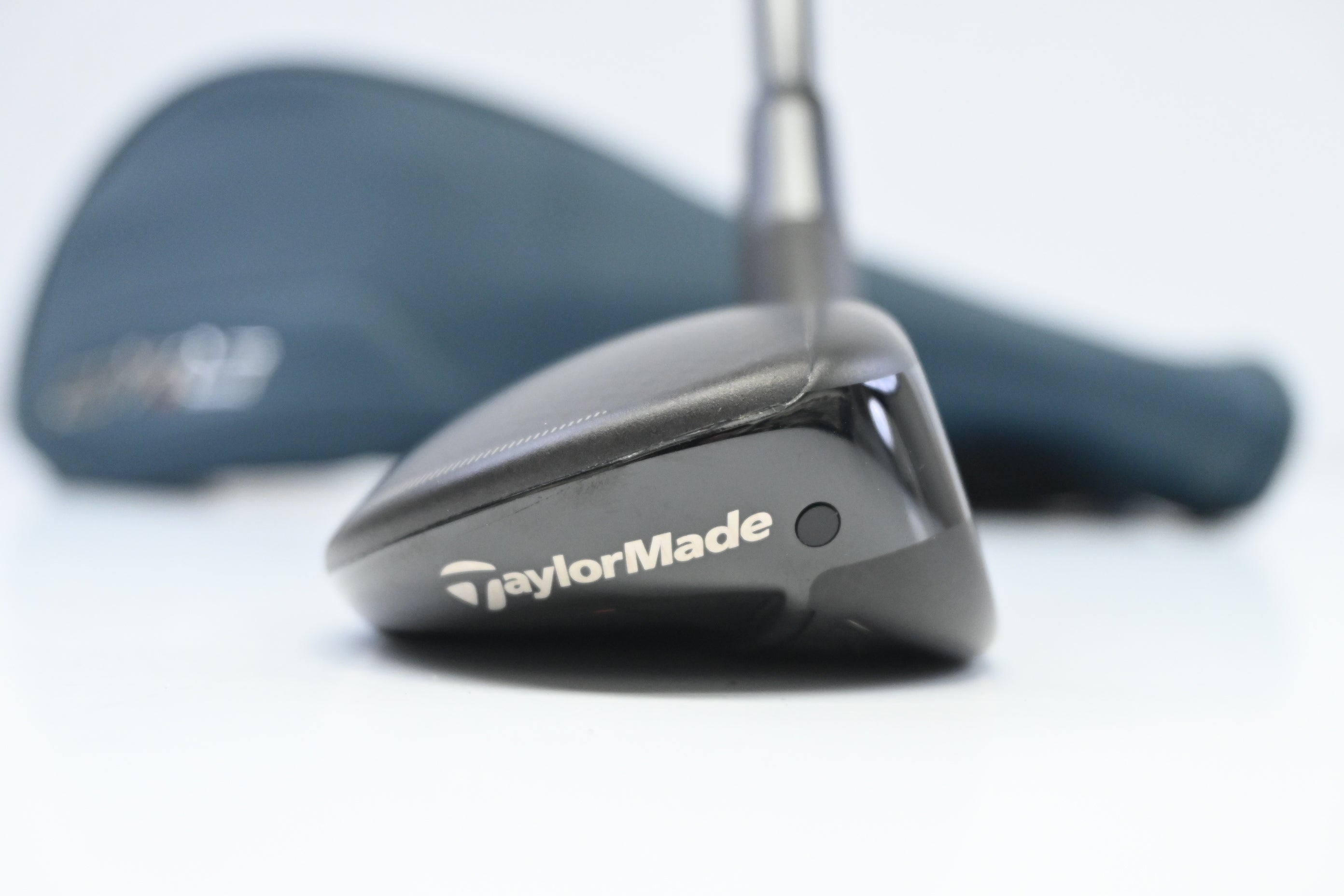 Taylormade Qi4D #2 Hybrid / 17 Degree / Stiff Flex HZRDUS Gen4 Black 80 Shaft