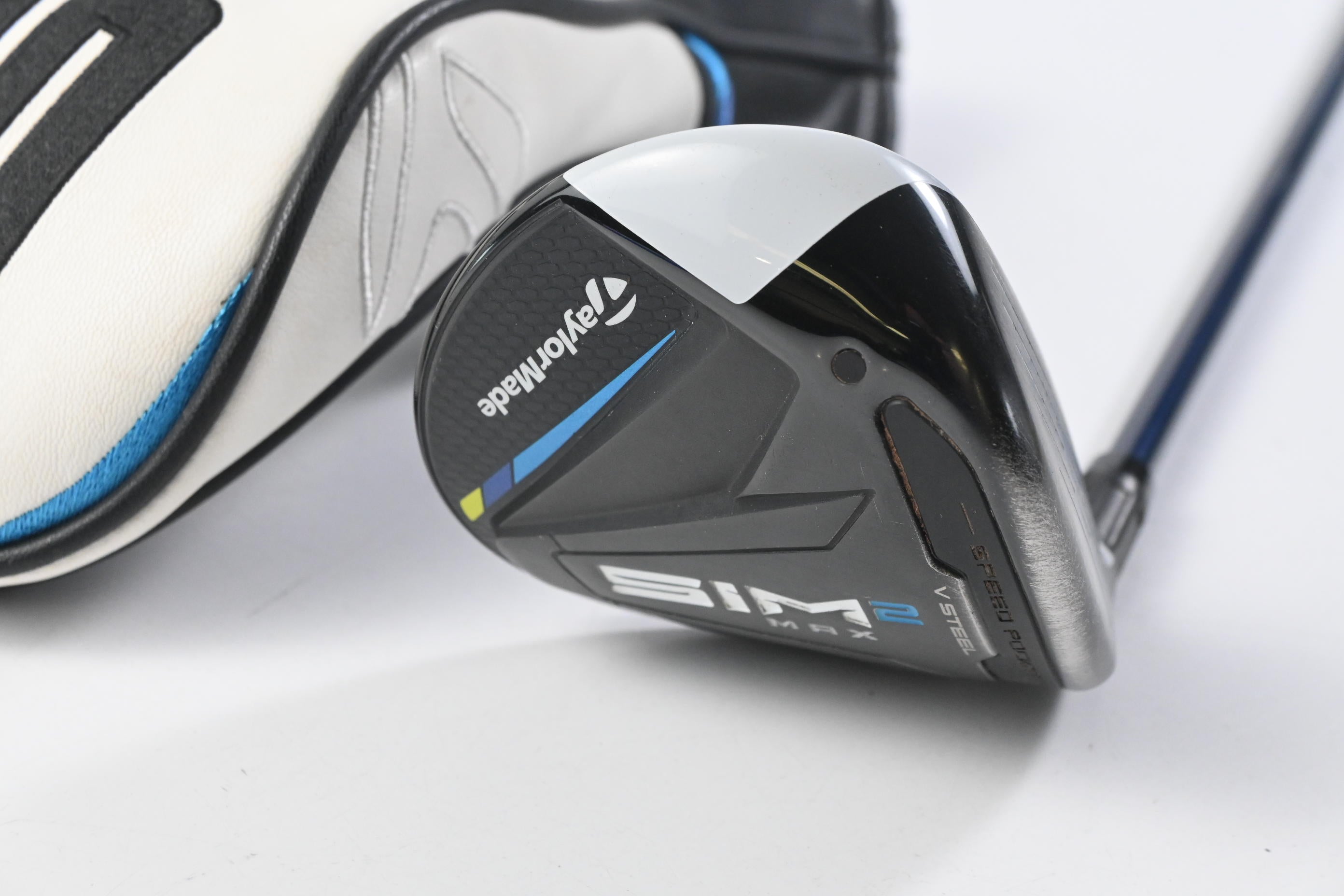 Taylormade SIM2 Max #5 Wood / 18 Degree / Regular Flex Fujikura Ventus Blue 5