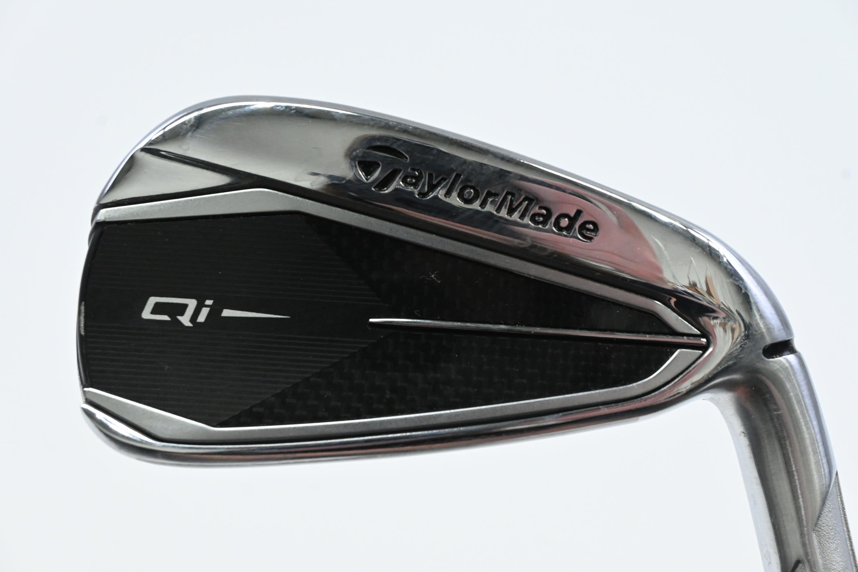 Taylormade Qi #4 Iron / 18.5 Degree / Stiff Flex Dynamic Gold 105 S300 Shaft