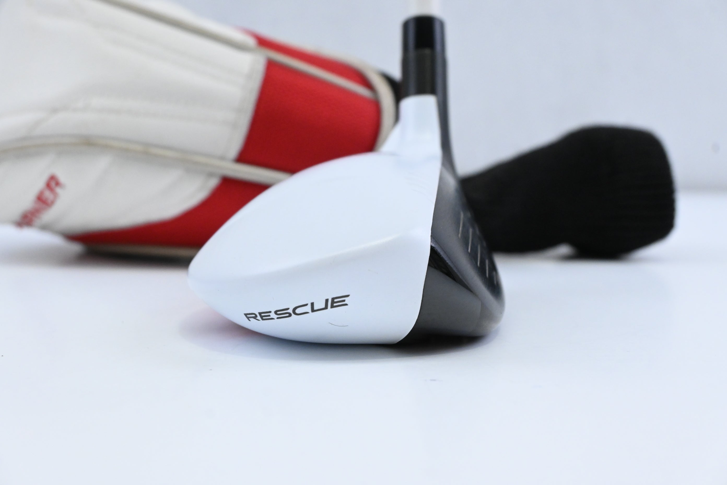 Taylormade Aeroburner #6 Hybrid / 28 Degree / Stiff Flex Matrix Speed Rul-Z 70