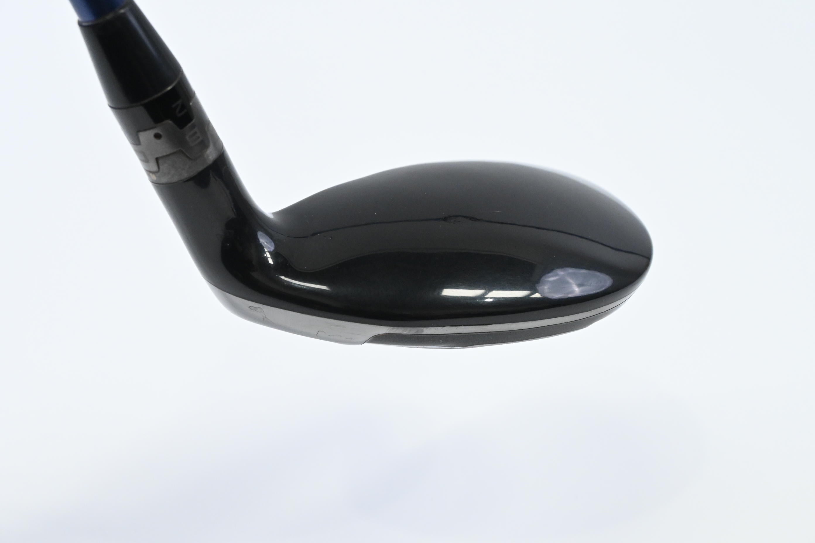 Titleist 910H #3 Hybrid / 19 Degree / Regular Flex Diamana Kai'li 80 Shaft