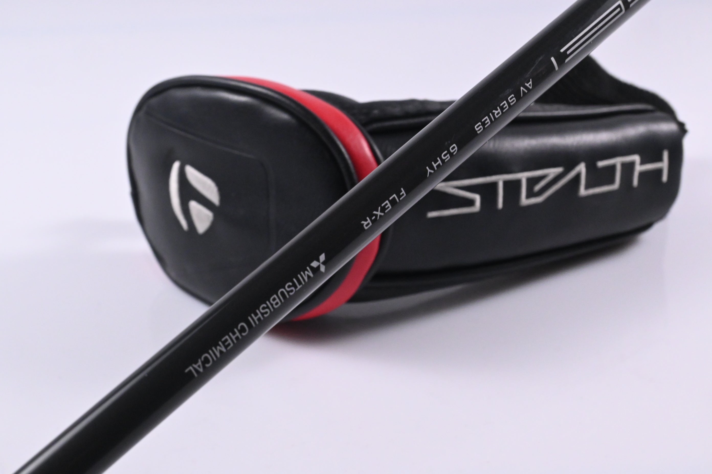 Taylormade Stealth Plus #3 Hybrid / 19.5 Degree / Regular Flex Tensei AV Raw 65