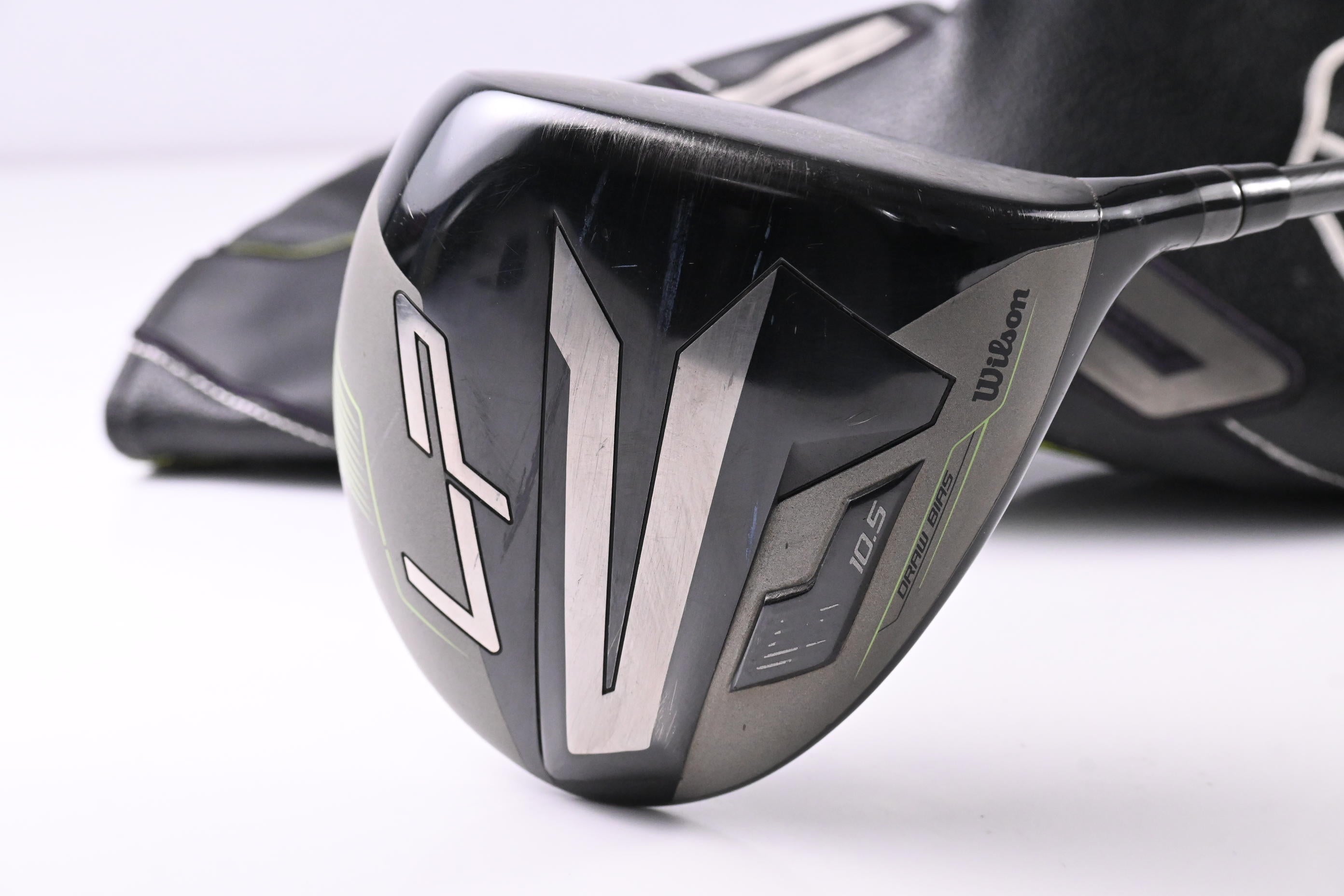 Wilson Launch Pad 2022 Driver / 10.5 Degree / Regular Flex EvenFlow 55 Shaft