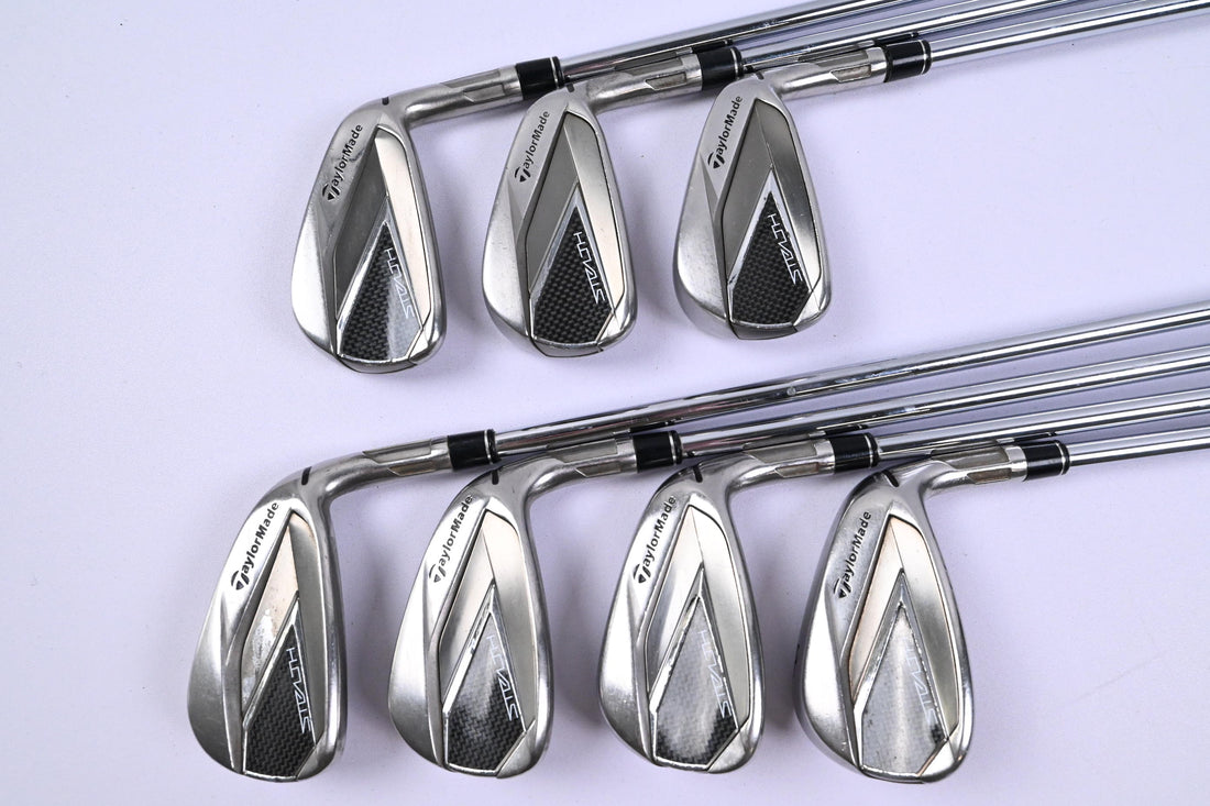 Taylormade Stealth Irons / 4-PW / Regular Flex Dynamic Gold 95 R300 Shafts