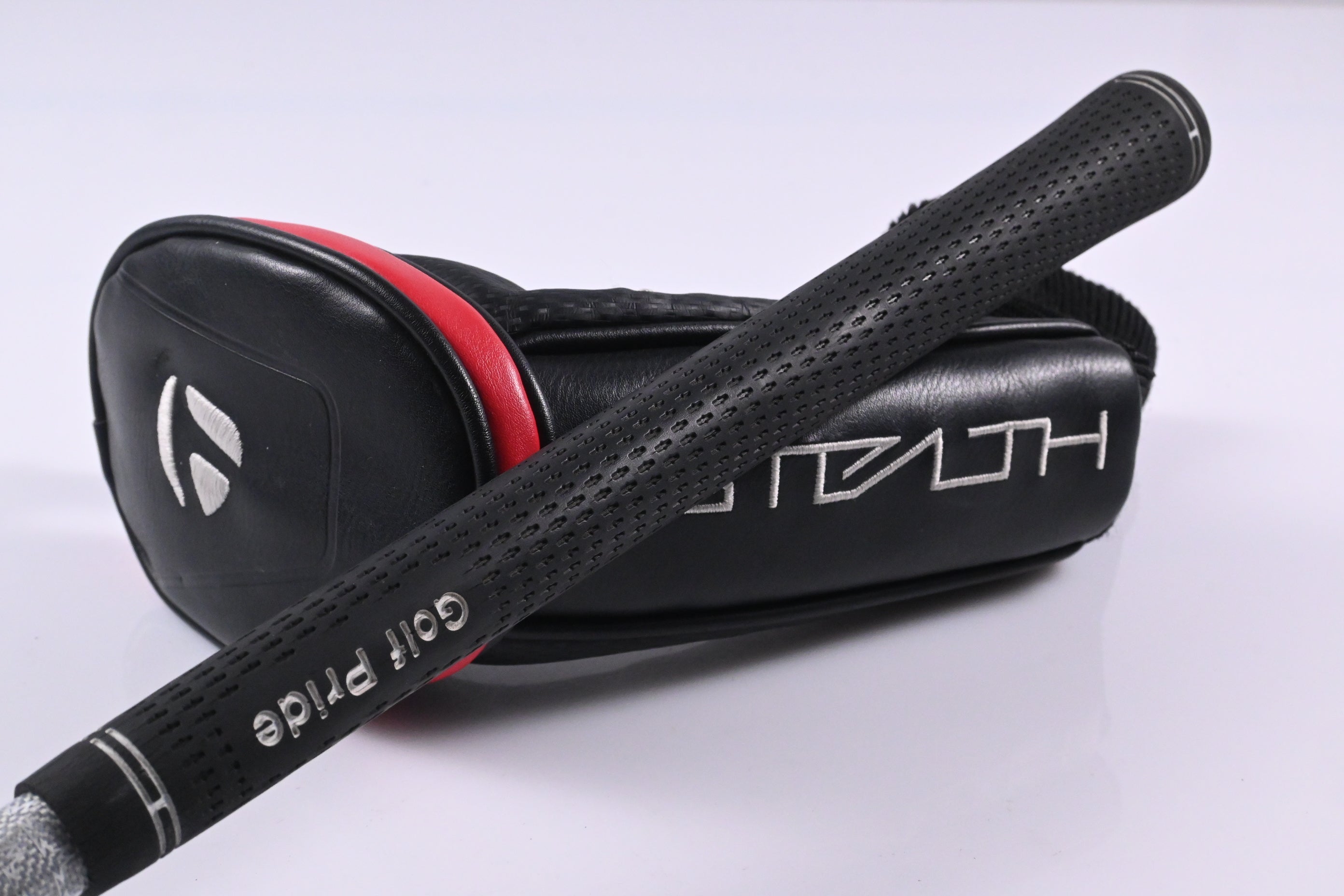 Taylormade Stealth Plus #3 Hybrid / 19.5 Degree / Regular Flex Tensei AV Raw 65