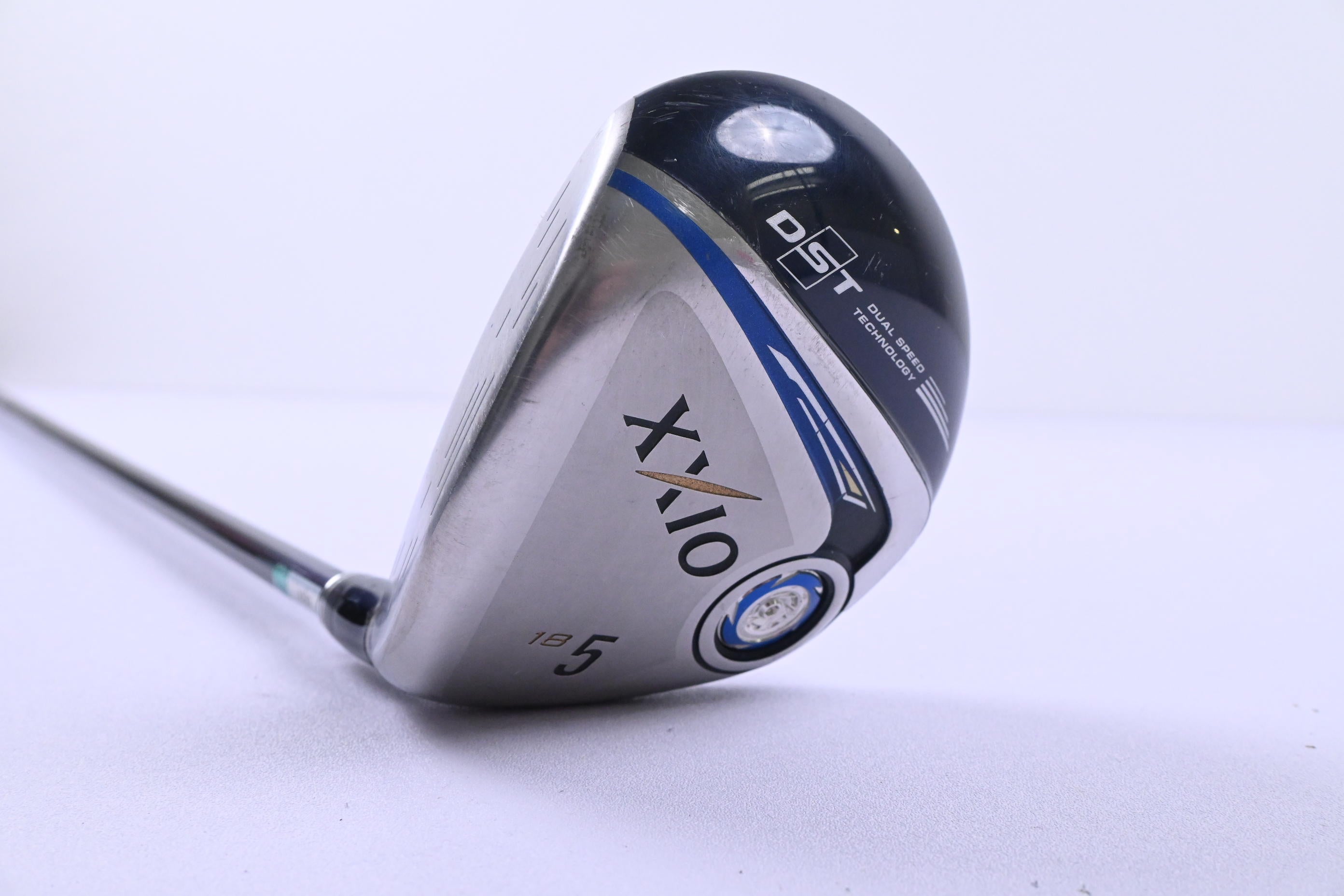 Left Hand XXIO 9 #5 Wood / 18 Degree / Regular Flex XXIO MP900 42 Shaft