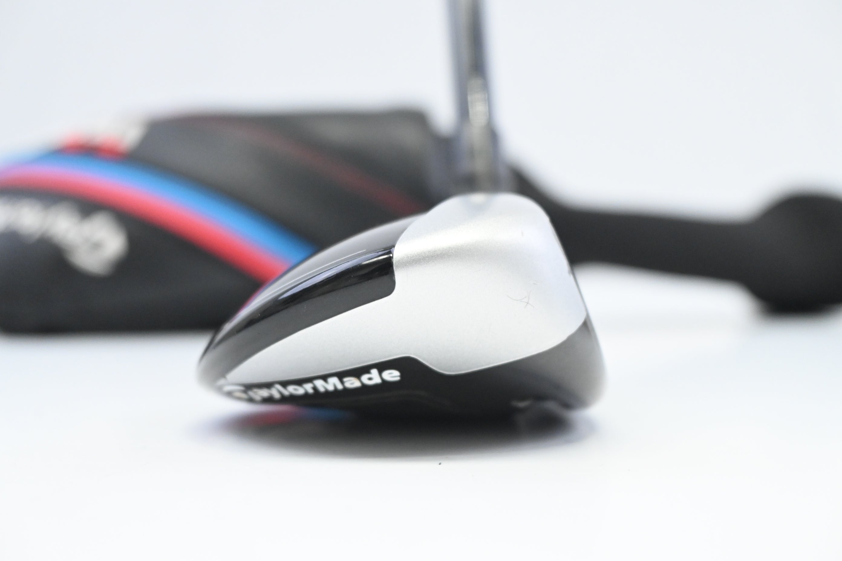 Taylormade M4 #3 Hybrid / 19 Degree / Stiff Flex Fujikura Atmos Red 7