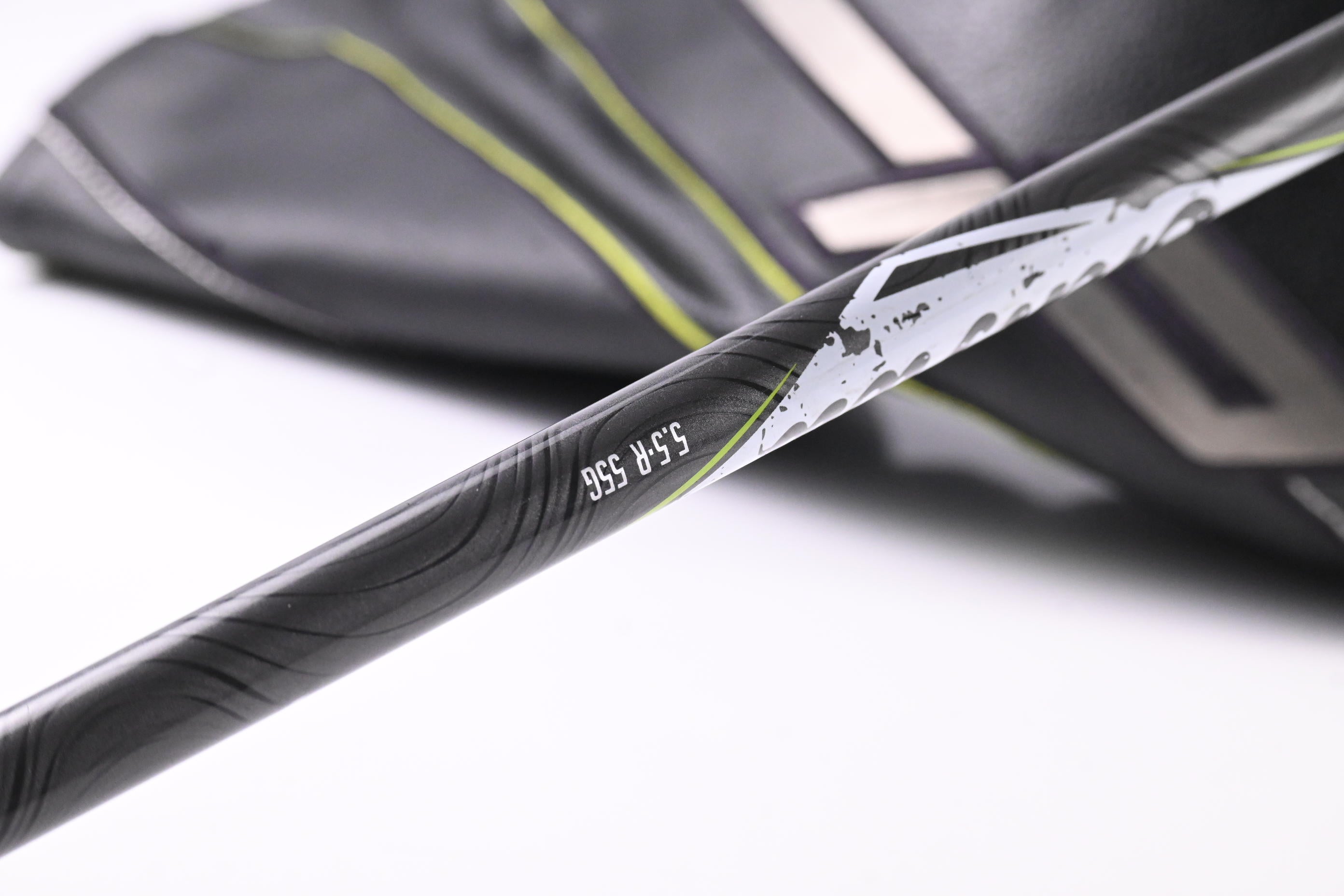 Wilson Launch Pad 2022 Driver / 10.5 Degree / Regular Flex EvenFlow 55 Shaft