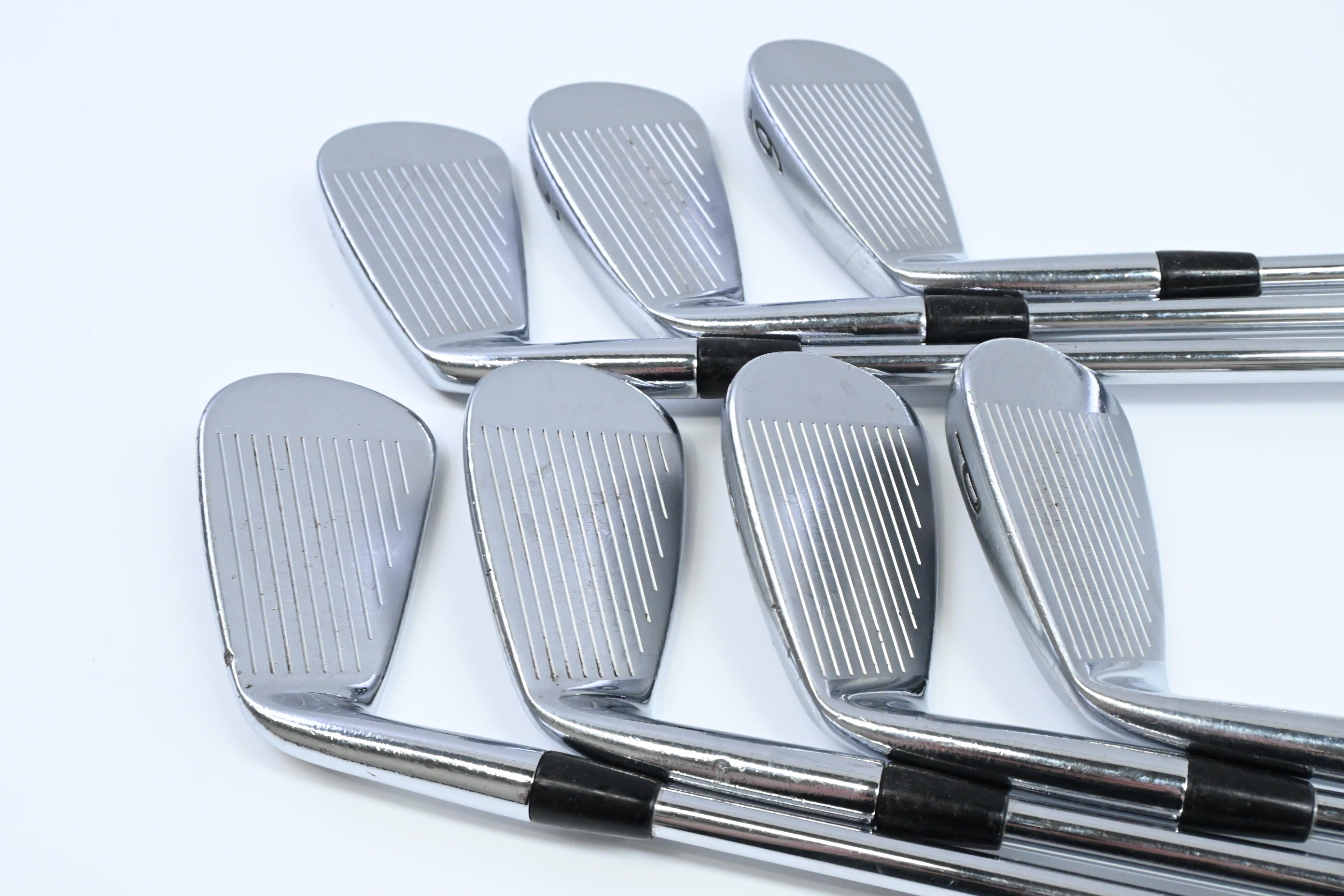 Titleist AP2 710 Irons / 4-PW / Regular Flex Dynamic Gold R300 Shafts