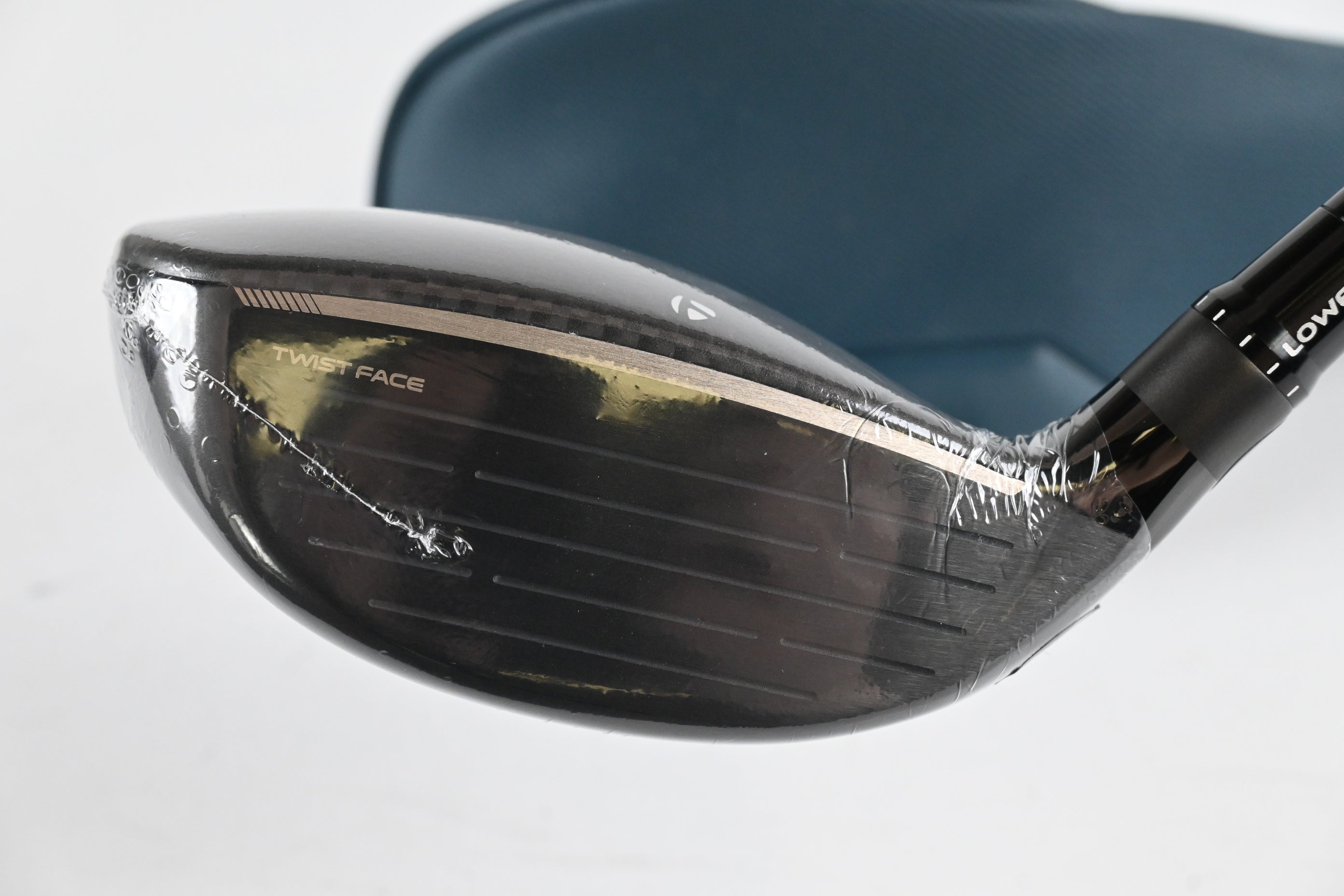 Taylormade Qi4D #5 Wood / 18 Degree / Stiff Flex Reax 65 Shaft